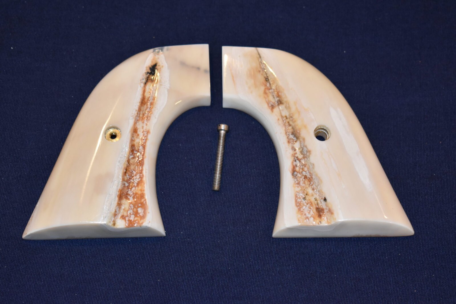 COLT SINGLE ACTION ARMY FOSSILIZED WALRUS IVORY GRIPS SAAFWI1