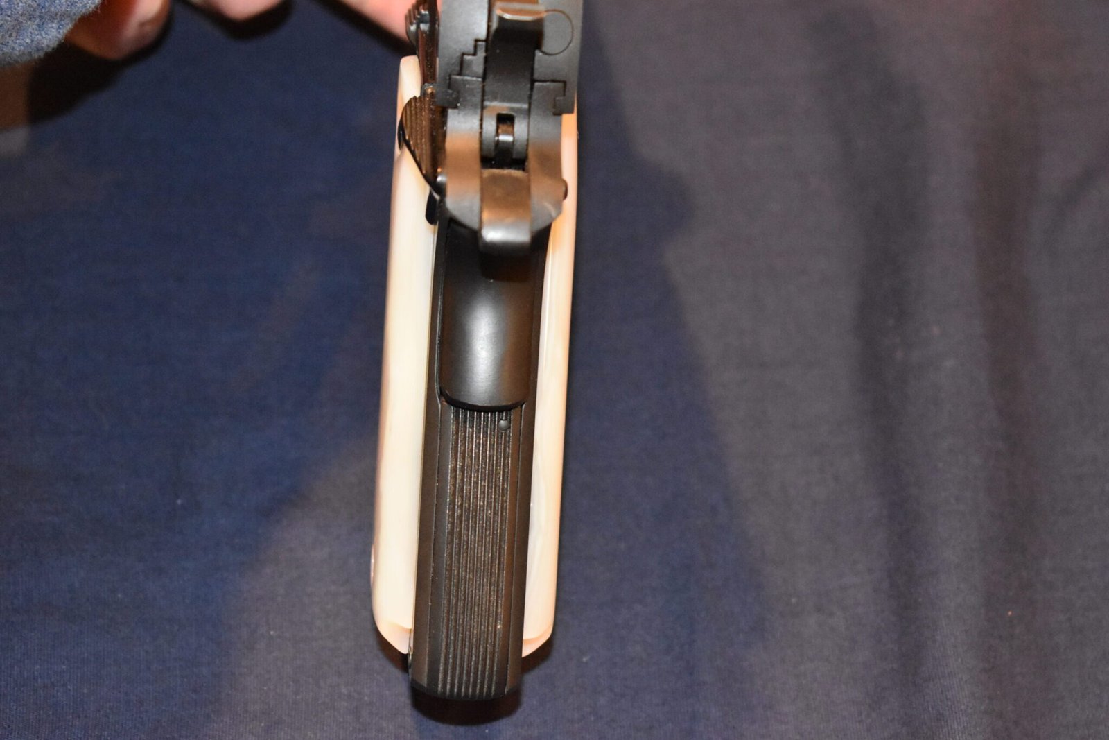COLT 1911 MOTHER OF PEARL GRIPS 1911P10 - Image 10