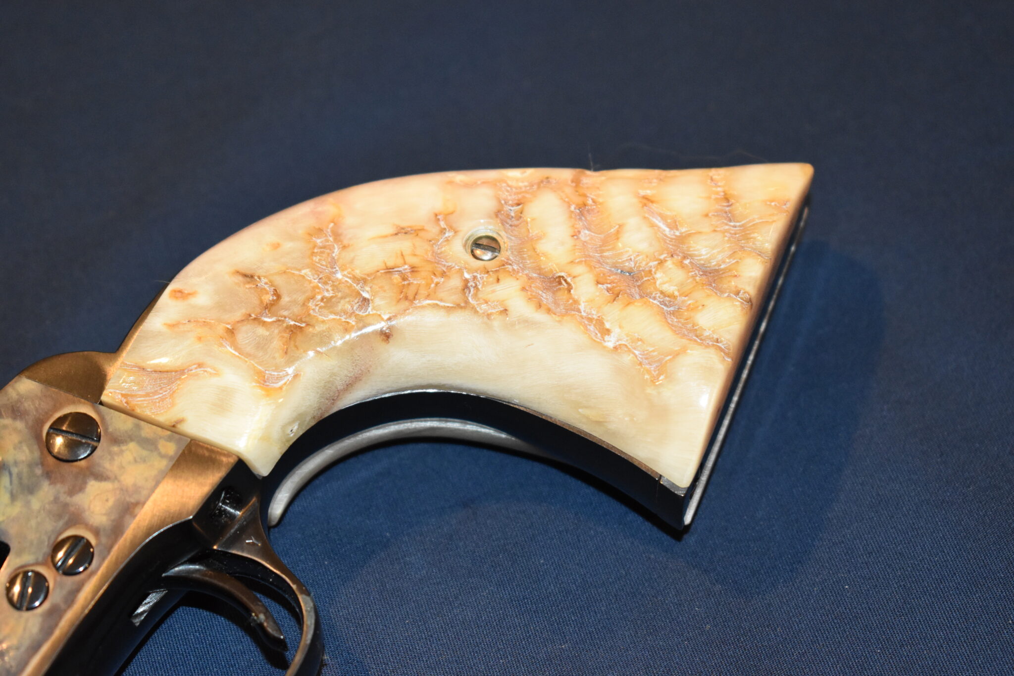 COLT SINGLE ACTION ARMY (S.A.A.)PREMIUM GRADE RAMS HORN / STAG GRIPS SAARH8 - Image 12