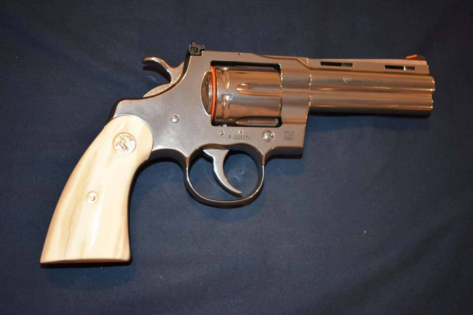 Colt Python Walrus Ivory COLT I FRAMEFOSSILIZED WALRUS IVORY SERVICE GRIPS FOR A COLT PYTHON ...