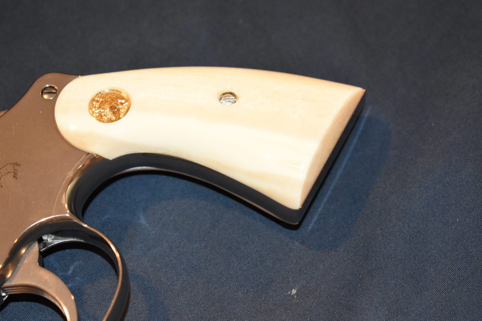 Colt Python Walrus Ivory COLT I FRAMEFOSSILIZED WALRUS IVORY SERVICE GRIPS FOR A COLT PYTHON ...