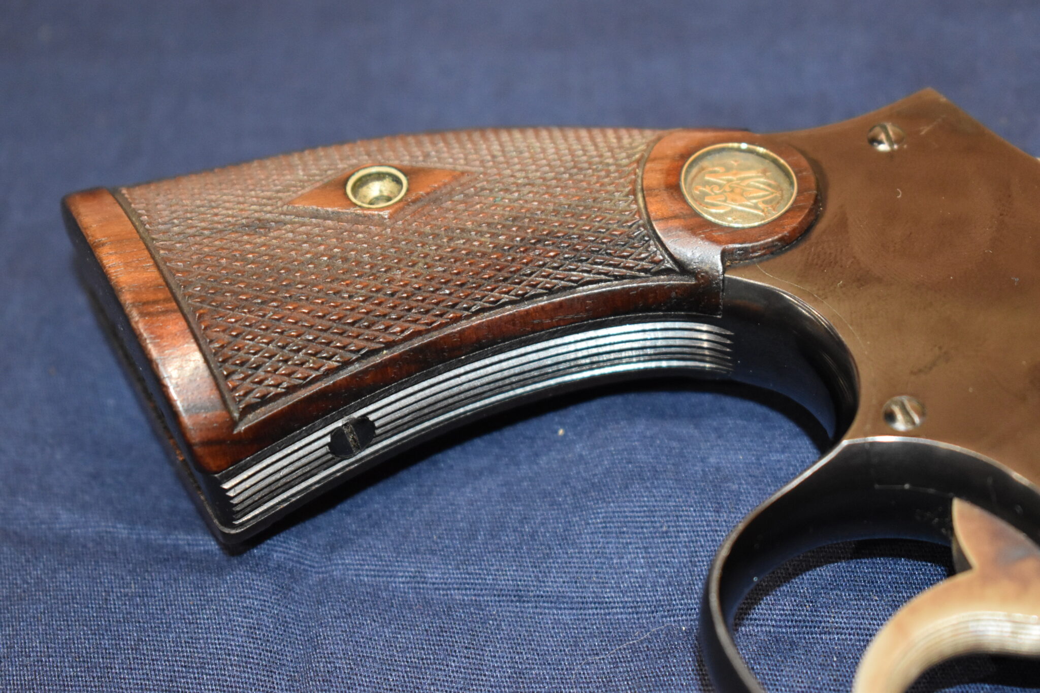 SMITH & WESSON K FRAME PRE-WAR SERVICE GRIPS WITH BRASS MEDALLIONS KPWS4 - Image 12