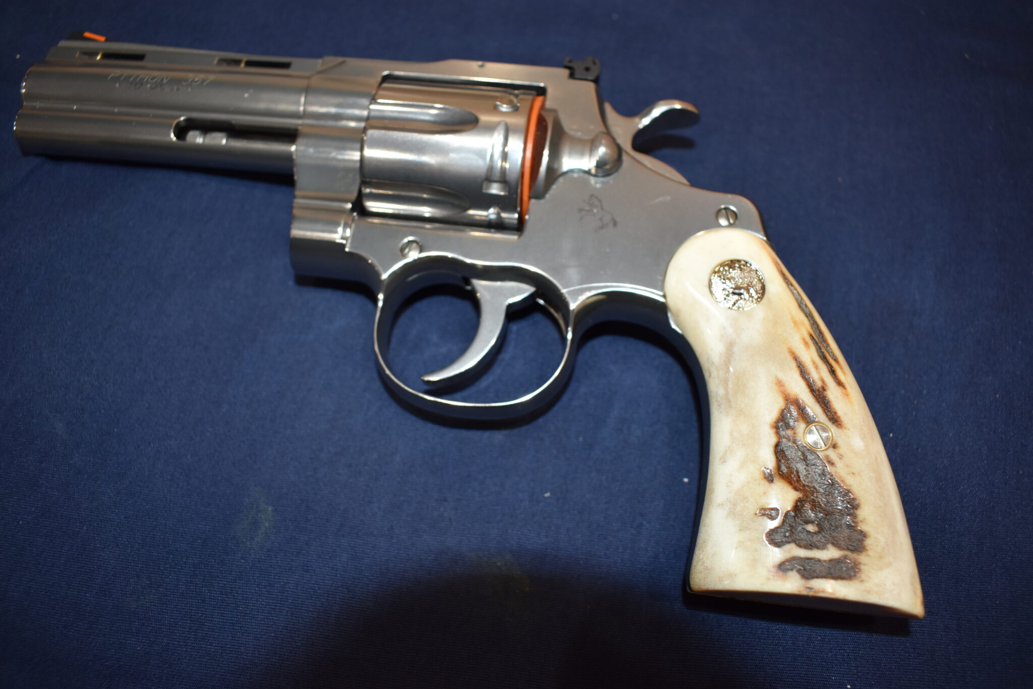 COLT PYTHON SAMBAR STAG GRIPS CPSS30 - Image 4