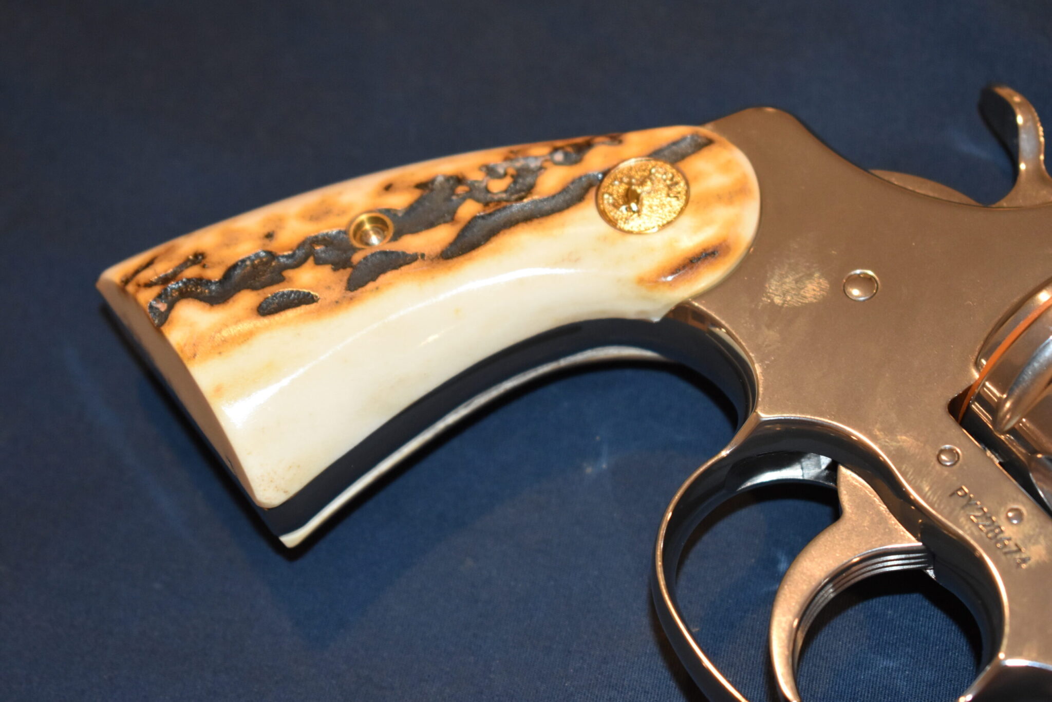 COLT PYTHON SAMBAR STAG GRIPS CPSS24 - Image 11