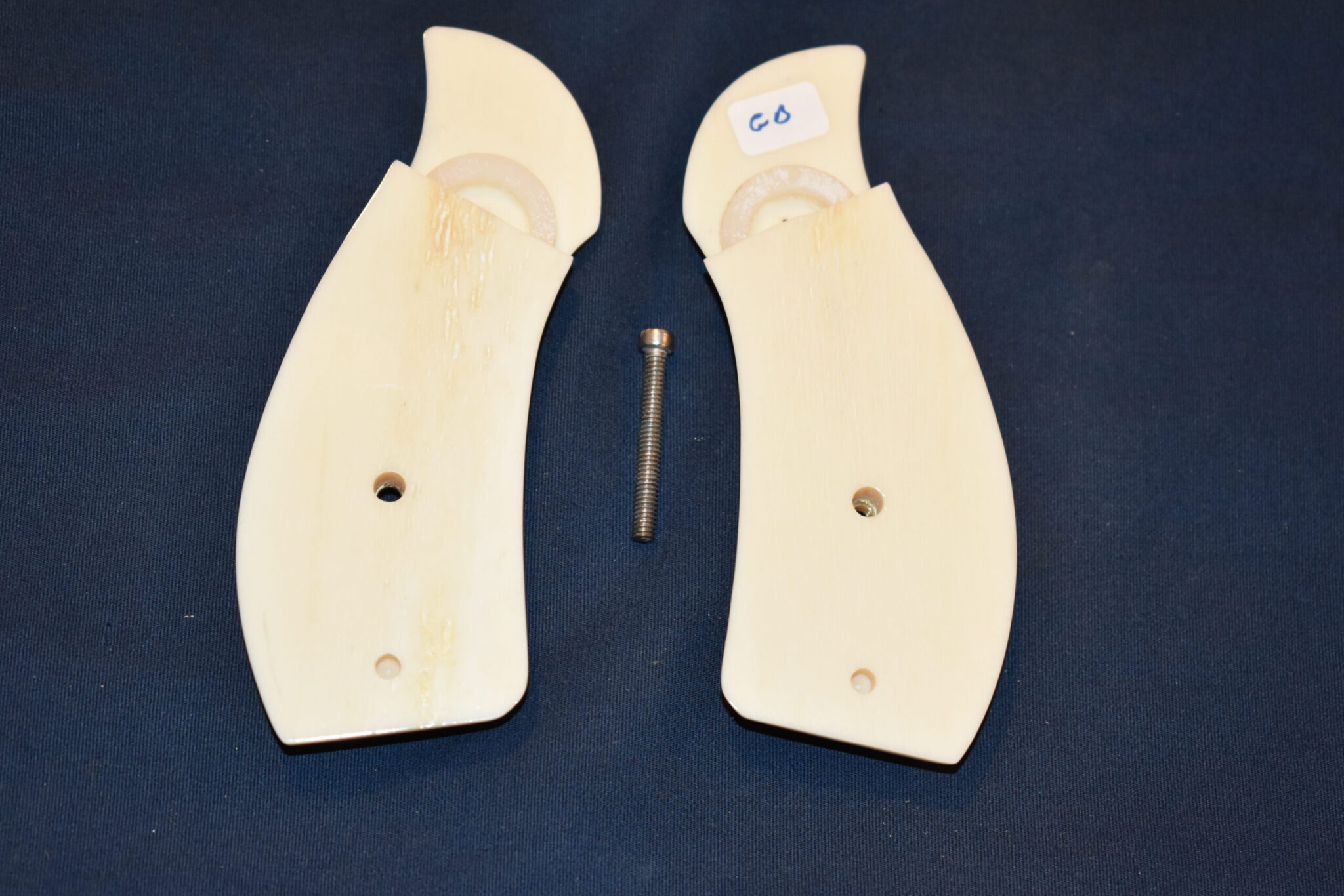 SMITH & WESSON K OR L FRAME ROUND BUTT GIRAFFE BONE GRIPS KRBGB8