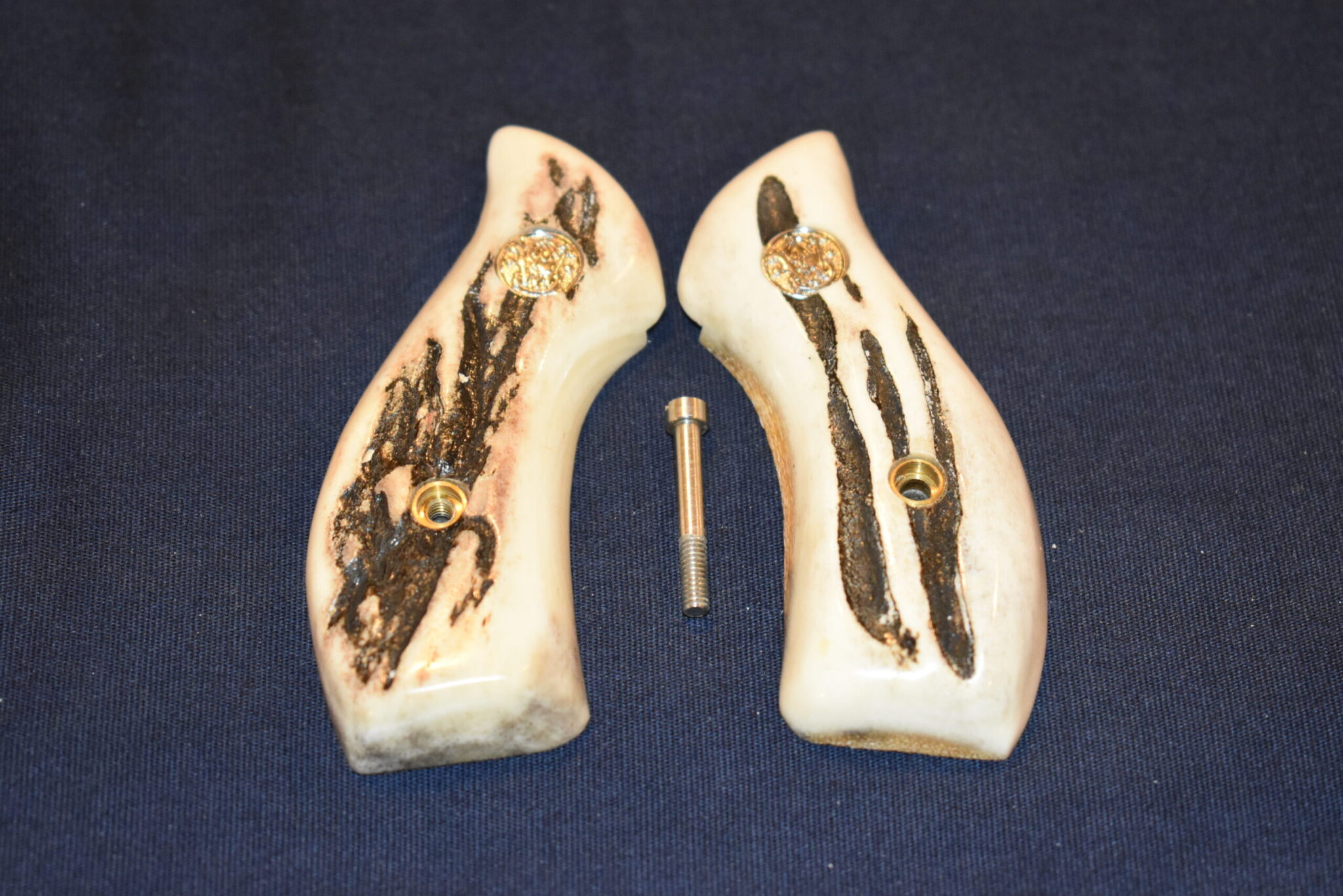 SMITH & WESSON J FRAME ROUND BUTT PREMIUM GRADE SAMBAR STAG GRIPS JRBS12 - Image 2