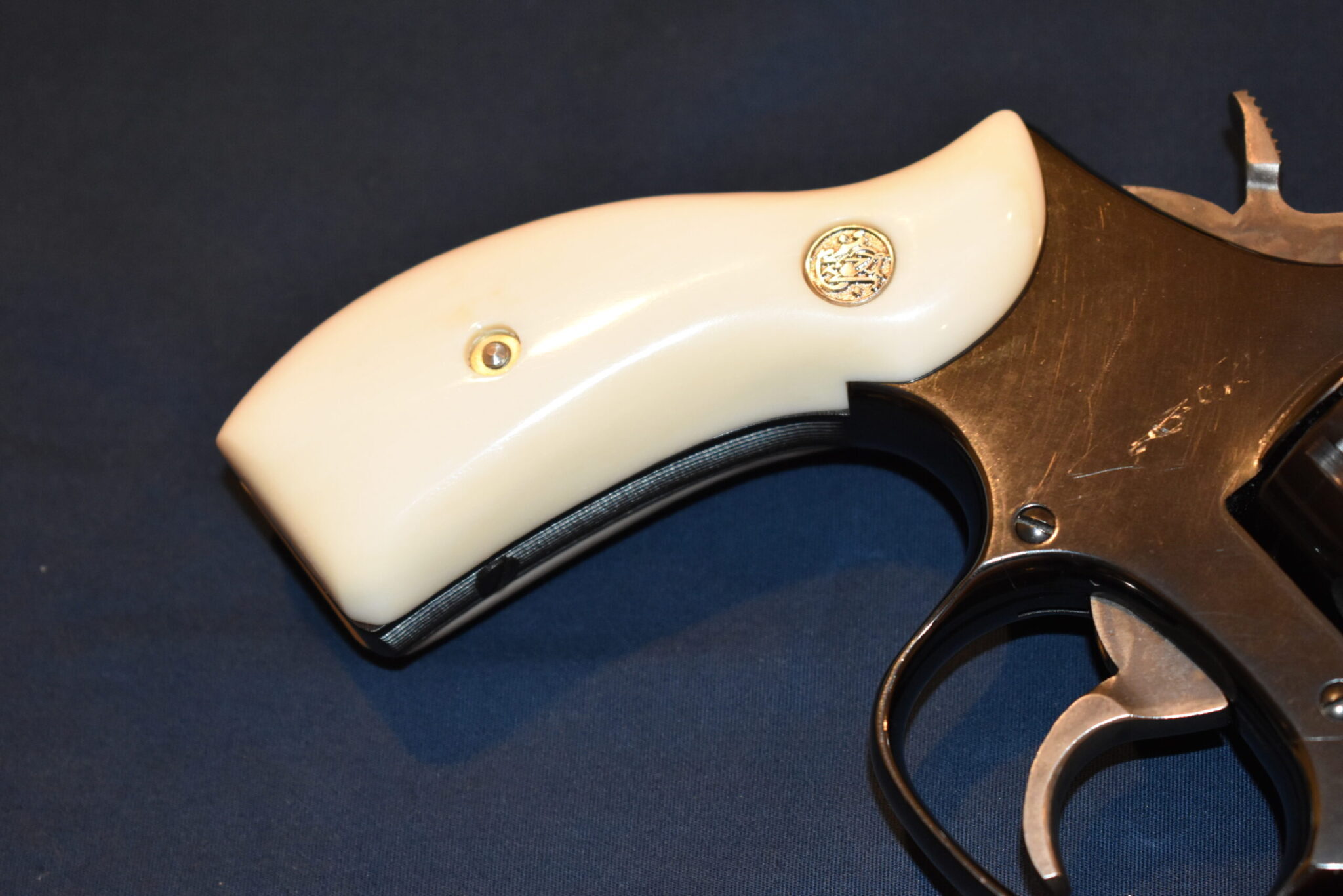 ガスガン、　smith&wesson Amazon.com : Smith & Wesson Extreme Ops CK33 7.9in S.S.