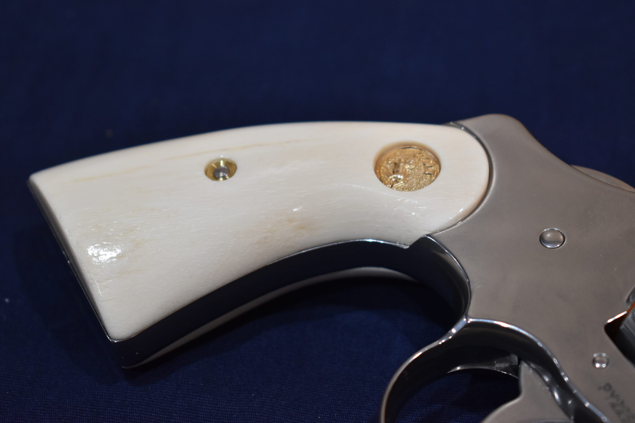 COLT PYTHON PREMIUM GRADE GIRAFFE BONE GRIPS CPGB14 - Image 11