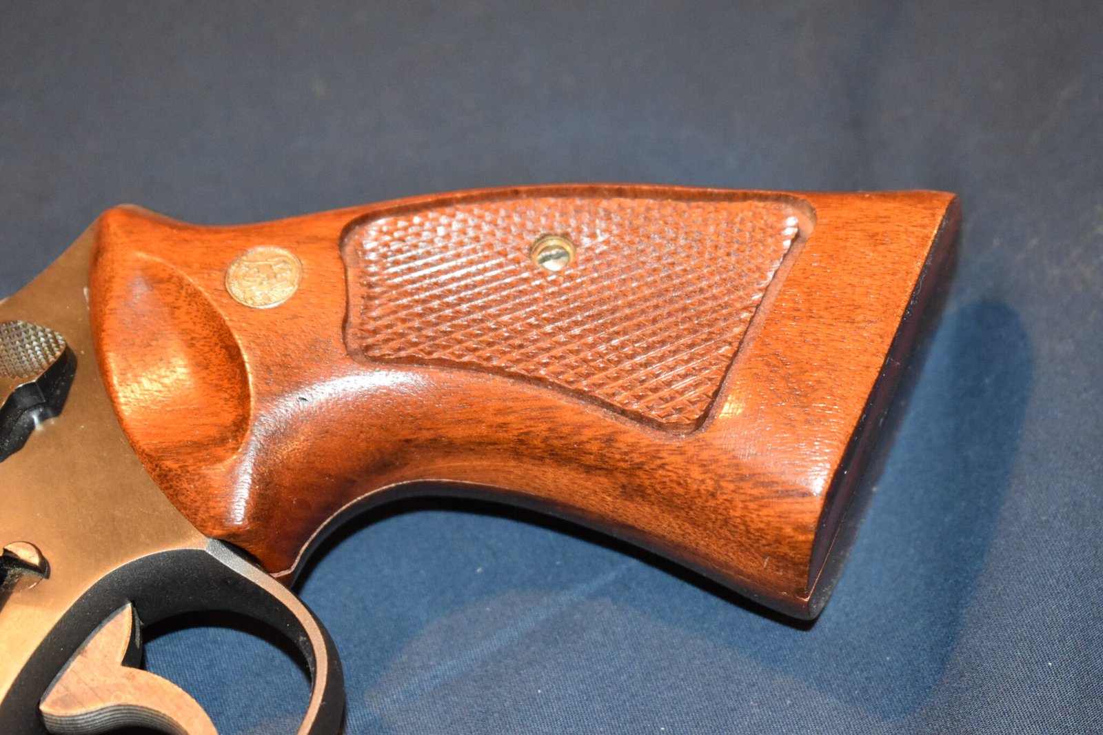 SMITH & WESSON FACTORY N FRAME TARGET GRIPS NT52 - Image 12