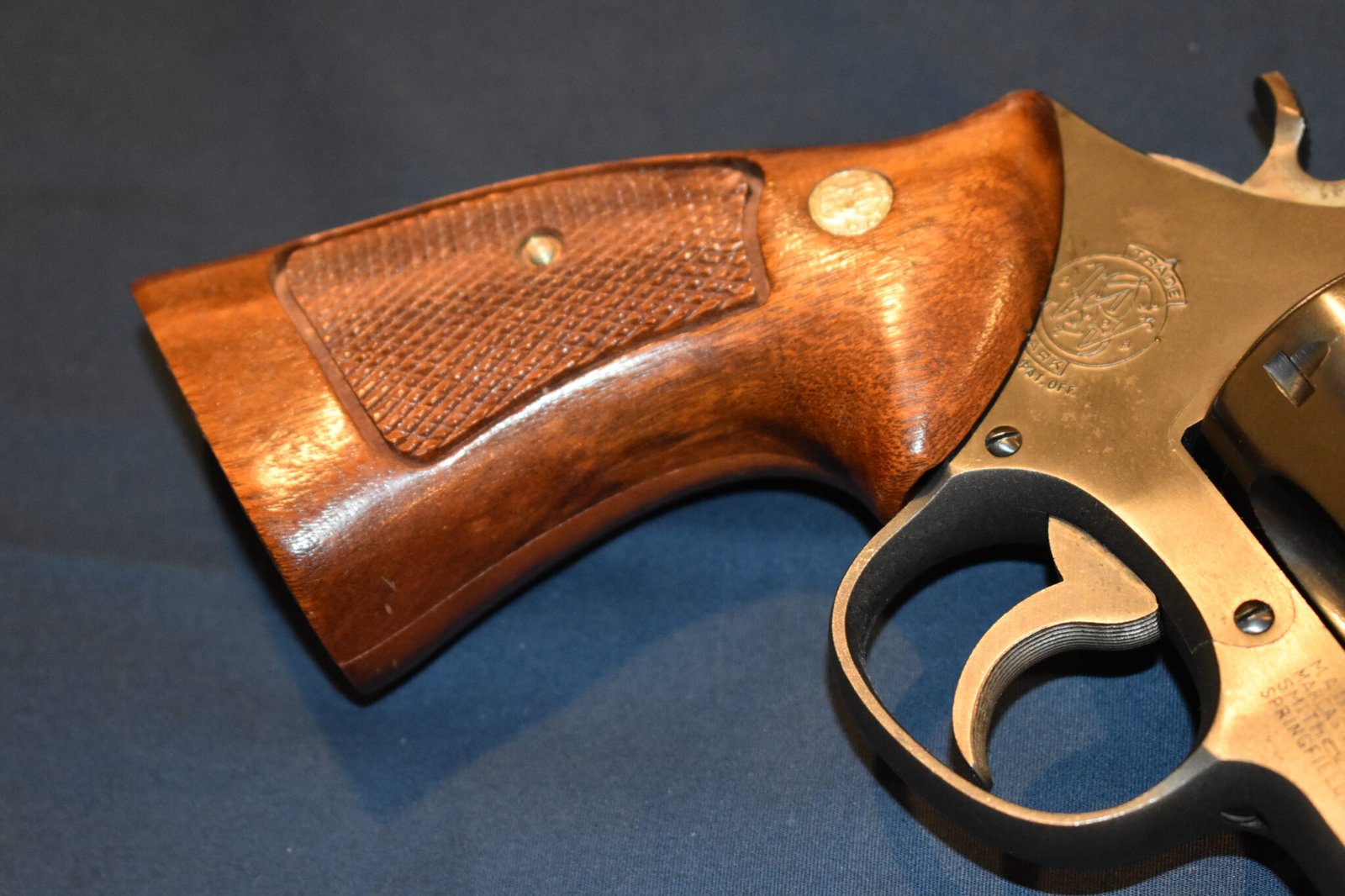SMITH & WESSON FACTORY N FRAME TARGET GRIPS NT52 - Image 11