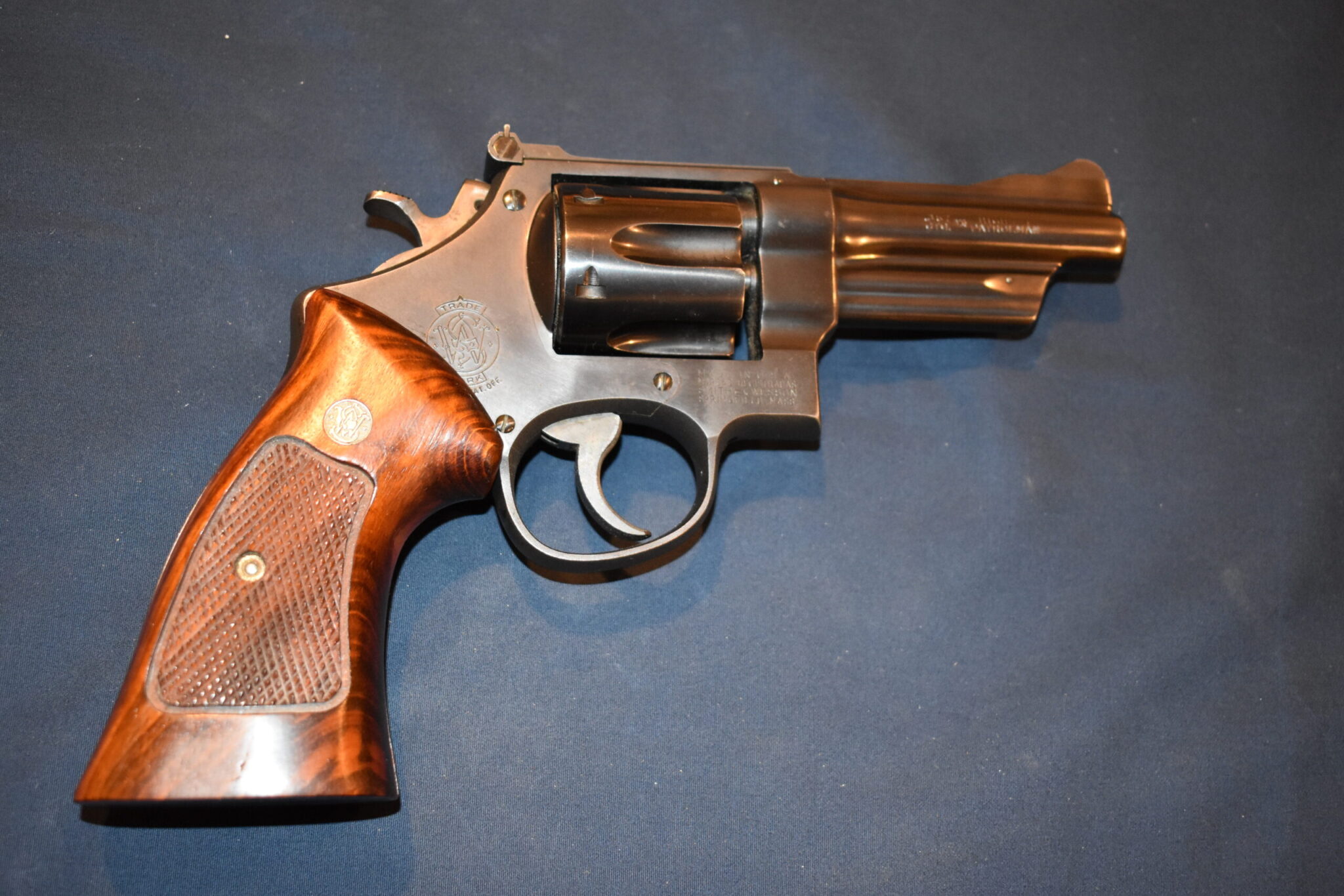 SMITH & WESSON FACTORY N FRAME TARGET GRIPS NT50 - Image 7