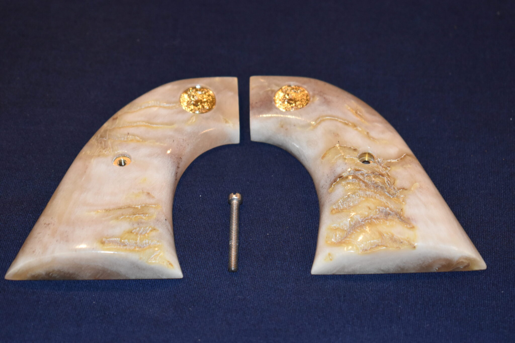 COLT SINGLE ACTION ARMY (S.A.A.)PREMIUM GRADE RAMS HORN / STAG GRIPS SAARH6 - Image 2