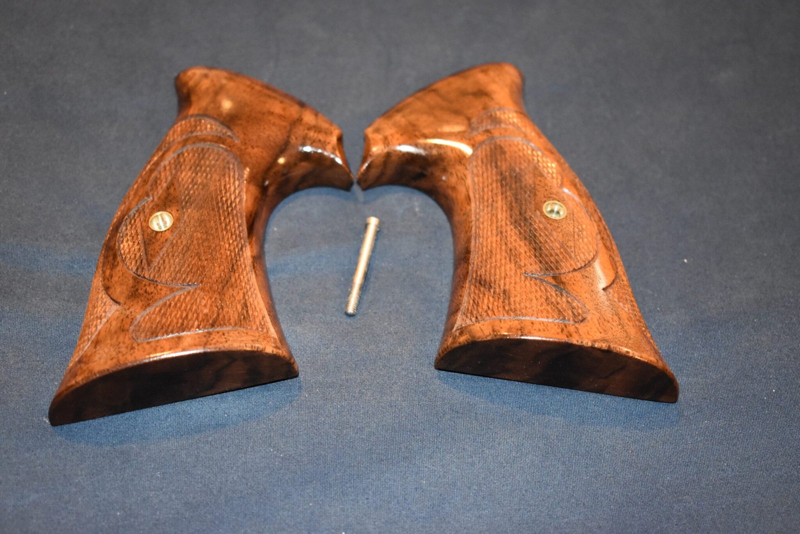 KEITH BROWN CUSTOM SMITH & WESSON N FRAME "ROPER" GRIPS KBNR37 - Image 2