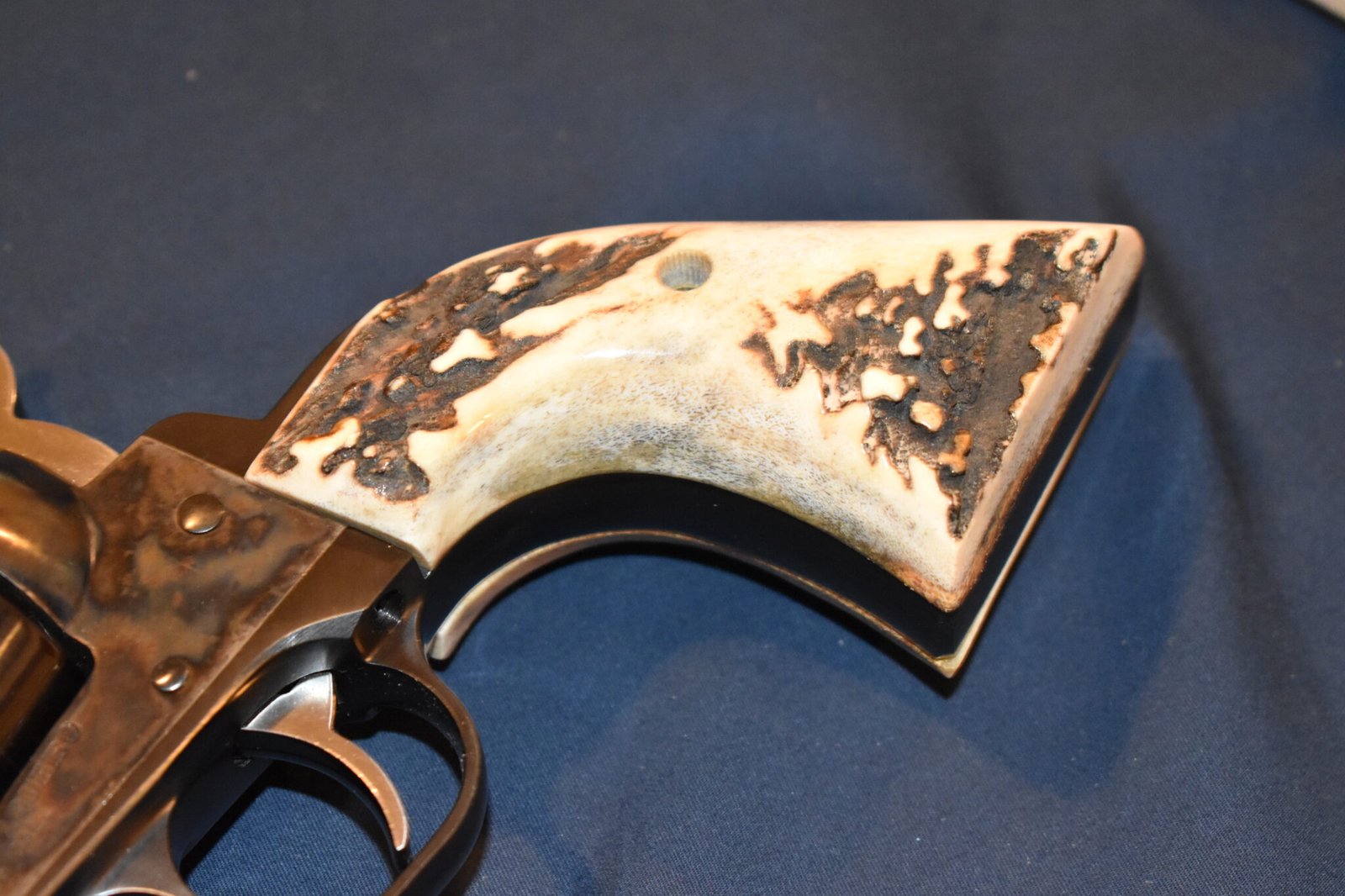 RUGER NEW MODEL BLACKHAWK OR OLD VAQUERO VINTAGE SAMBAR STAG GRIPS RBHS20 - Image 12