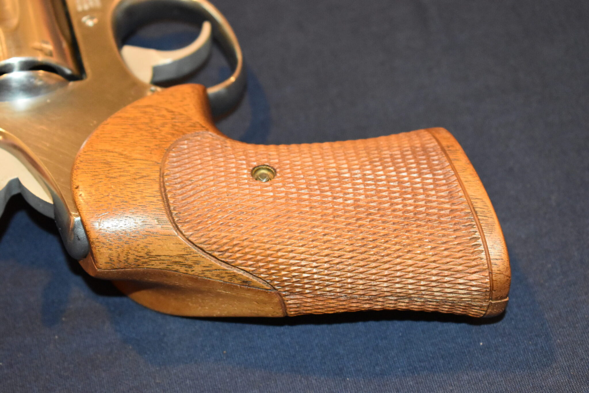 SMITH & WESSON K FRAME LEW SANDERSON CUSTOM GRIPS SWKLS2 - Image 6