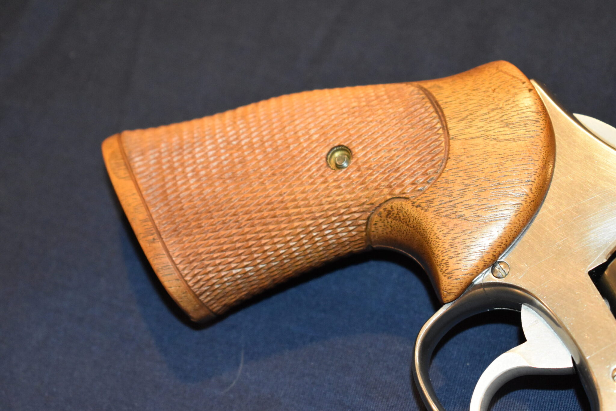 SMITH & WESSON K FRAME LEW SANDERSON CUSTOM GRIPS SWKLS2 - Image 11