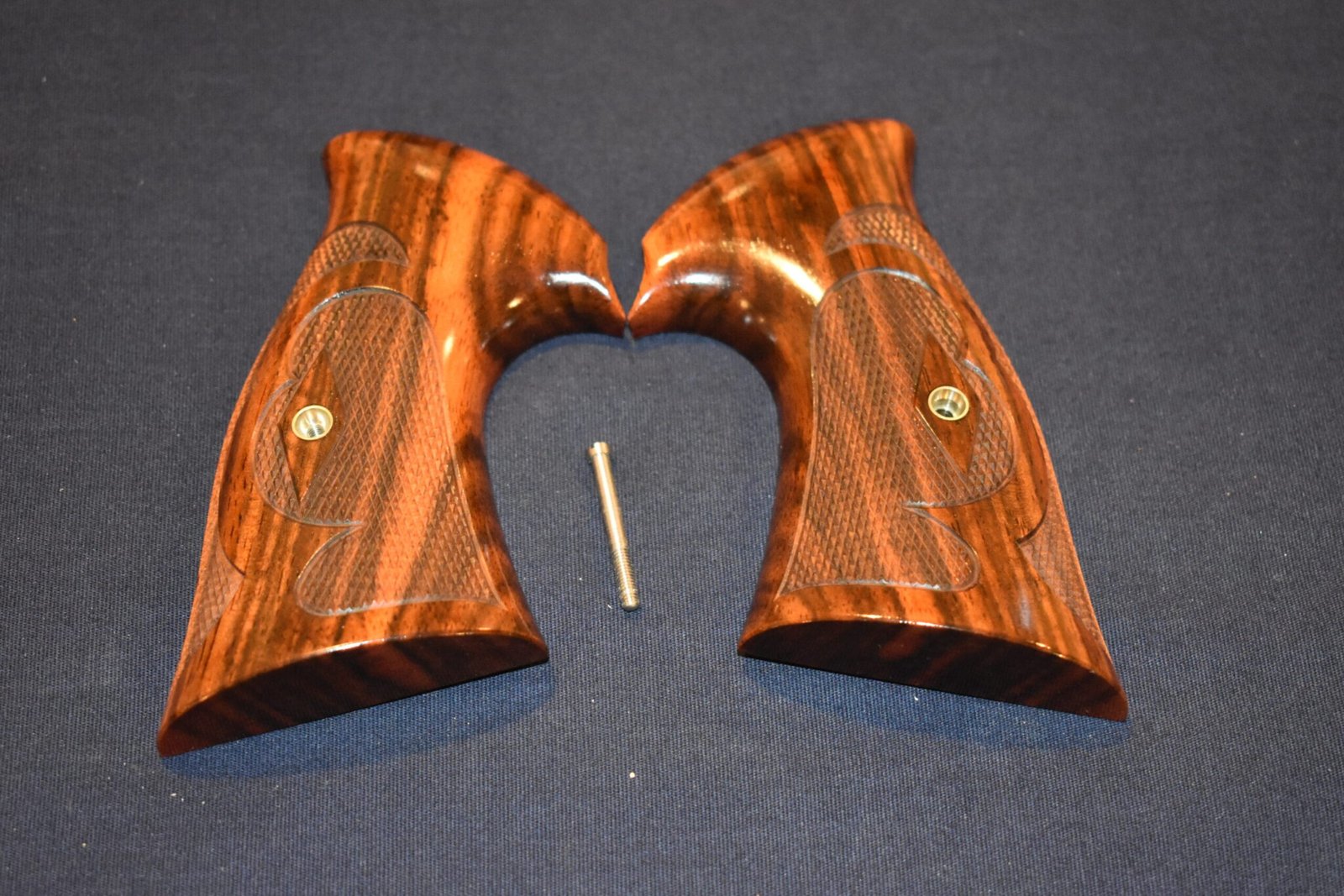 KEITH BROWN CUSTOM SMITH & WESSON N FRAME "ROPER" GRIPS KBNR35 - Image 3