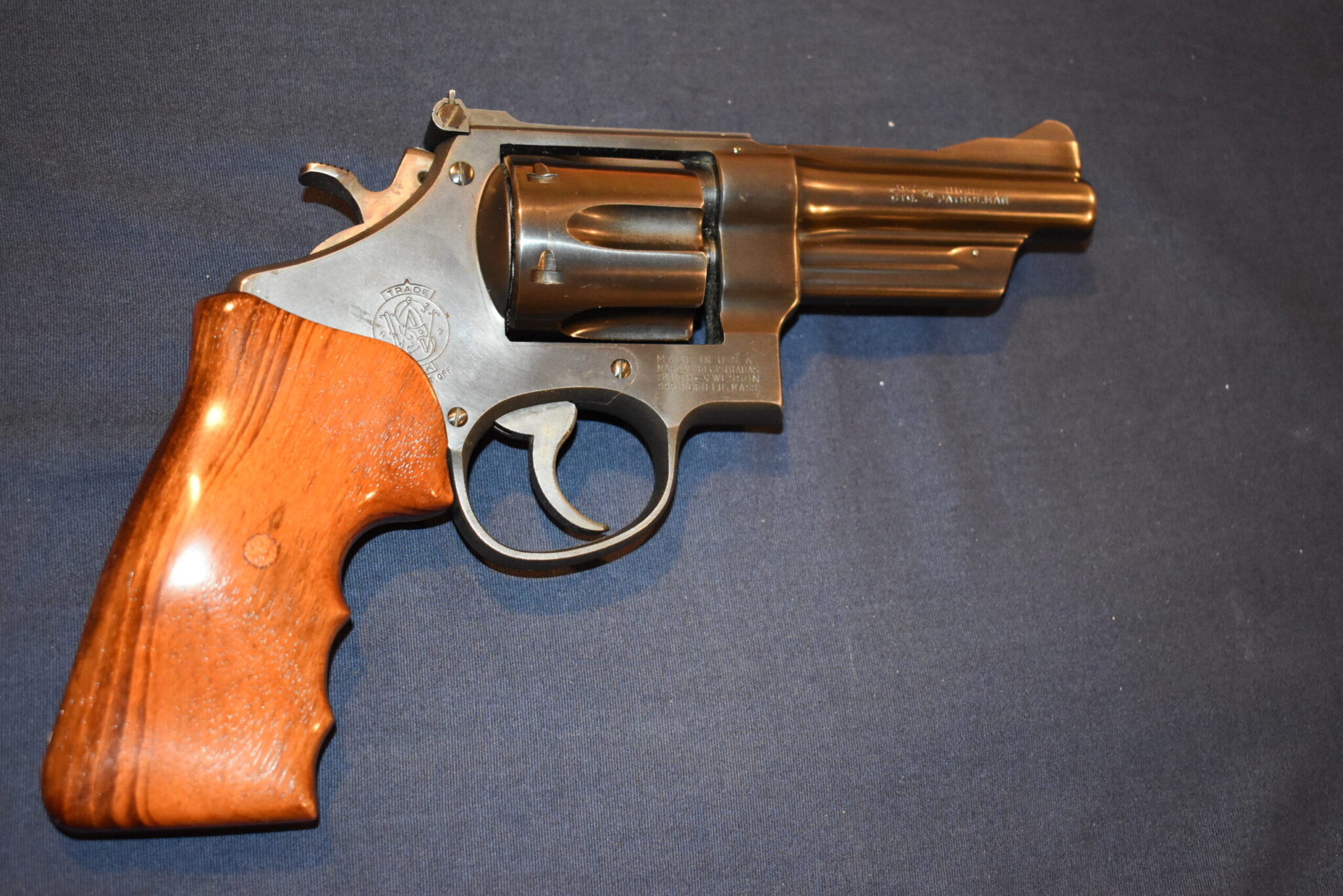 SMITH & WESSON N FRAME FUZZY FARRANT CUSTOM GRIPS SWNFF3 - Image 7