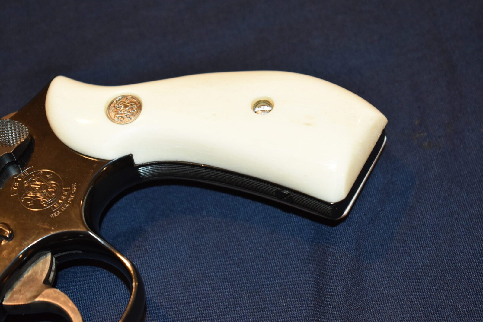 SMITH & WESSON K OR L FRAME ROUND BUTT GIRAFFE BONE GRIPS KRBGB6 ...
