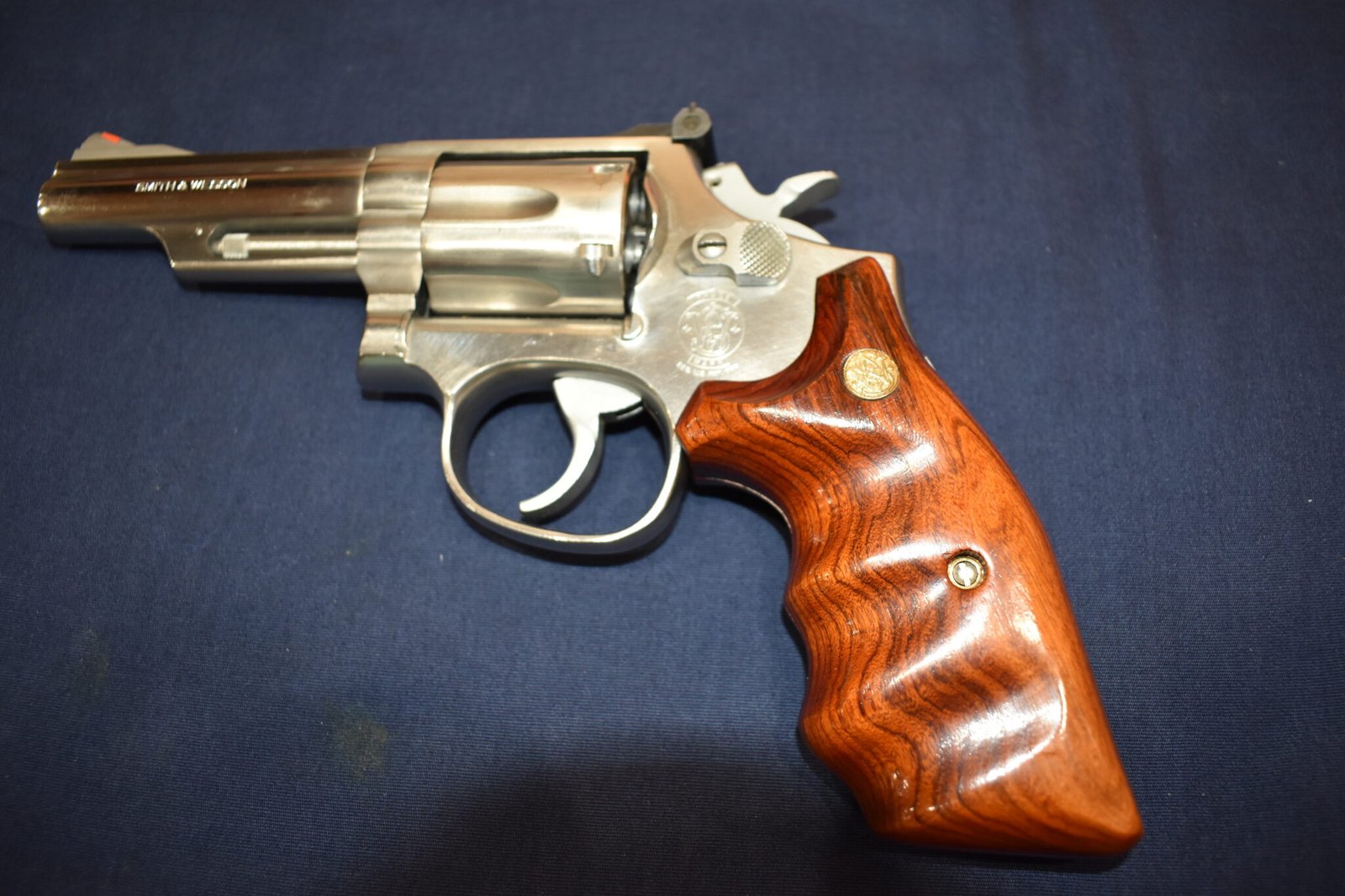 SMITH & WESSON K FRAME SQUARE BUTT FACTORY COMBAT GRIPS KSQC9 - Image 4