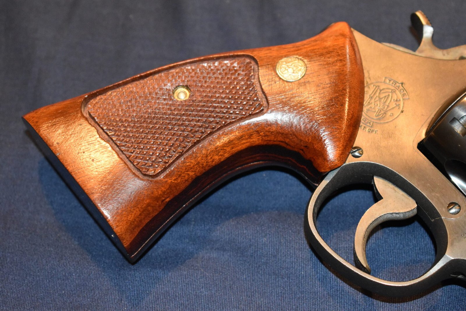 SMITH & WESSON FACTORY N FRAME TARGET GRIPS NT48 - Image 12