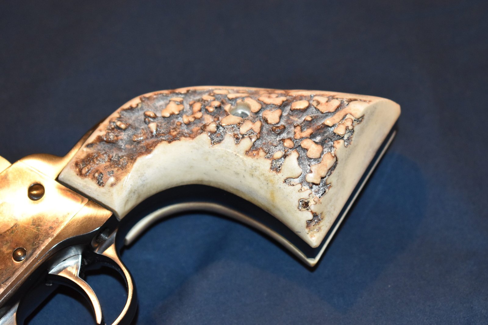 RUGER NEW MODEL BLACKHAWK OR OLD VAQUERO VINTAGE SAMBAR STAG GRIPS EXTRA THICK RBHS27 - Image 12
