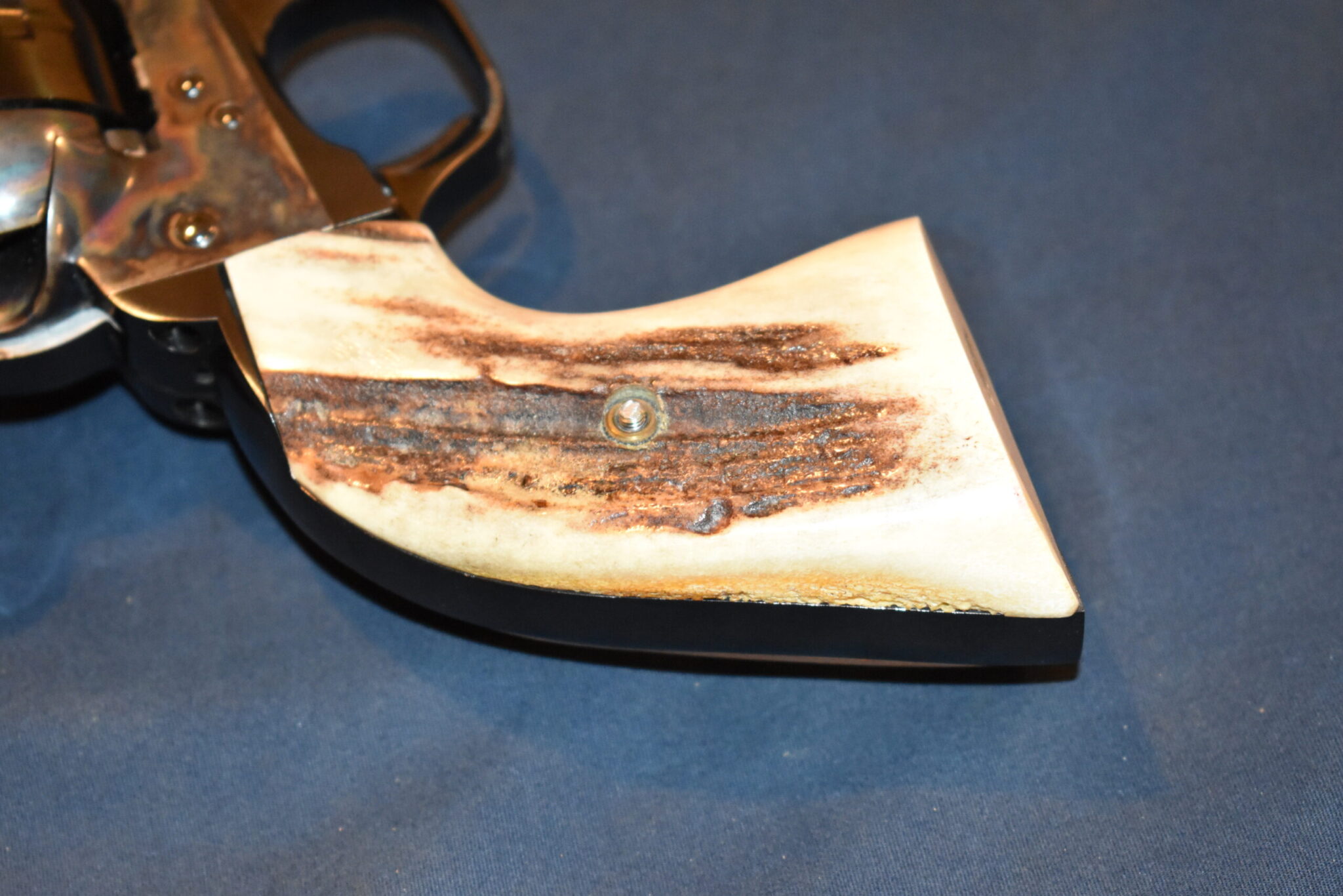 COLT SINGLE ACTION ARMY (S.A.A.) SAMBAR STAG GRIPS SAAS44 - Image 6