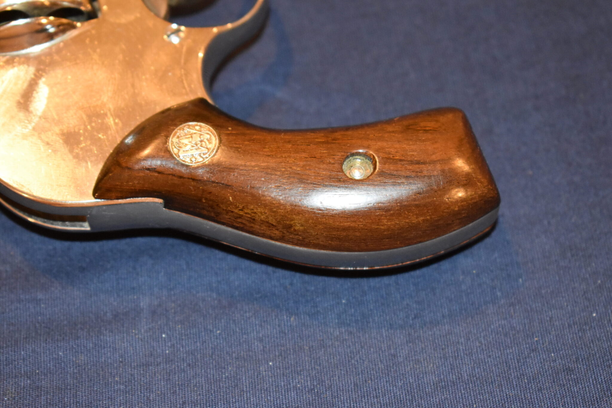 SMITH & WESSON J FRAME ROSEWOOD PRESENTATION GRIPS JPMRB6 - Image 6