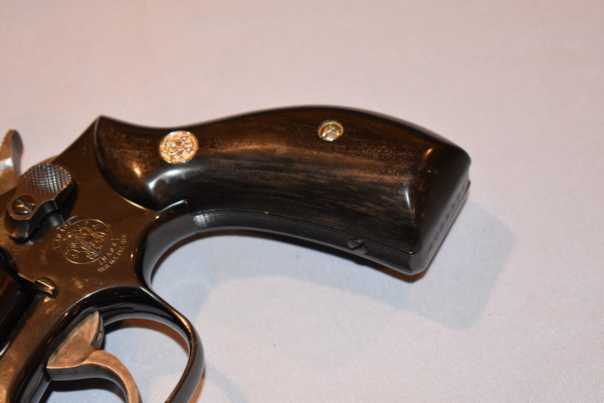 SMITH & WESSON K OR L FRAME ROUND BUTT CUSTOM EBONY GRIPS KRBE1 - Image 12