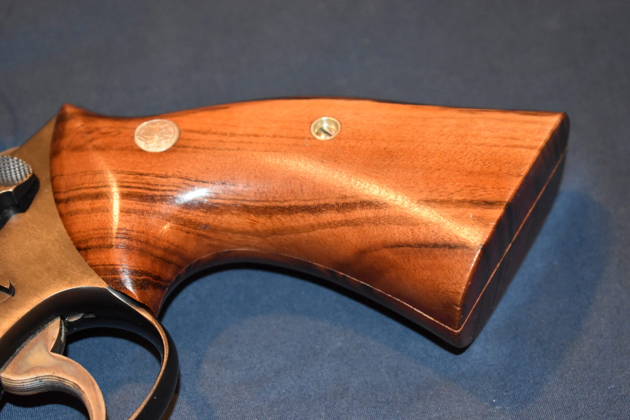 SMITH & WESSON FACTORY K FRAME PRESENTATION NON-RELIEVED TARGET GRIPS KPT19 - Image 12