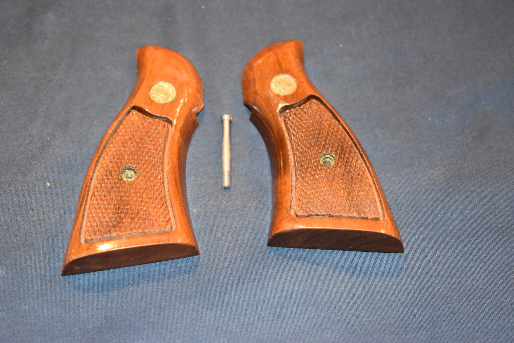 SMITH & WESSON N FRAME MAGNA GRIPS SWNM6 - Image 2