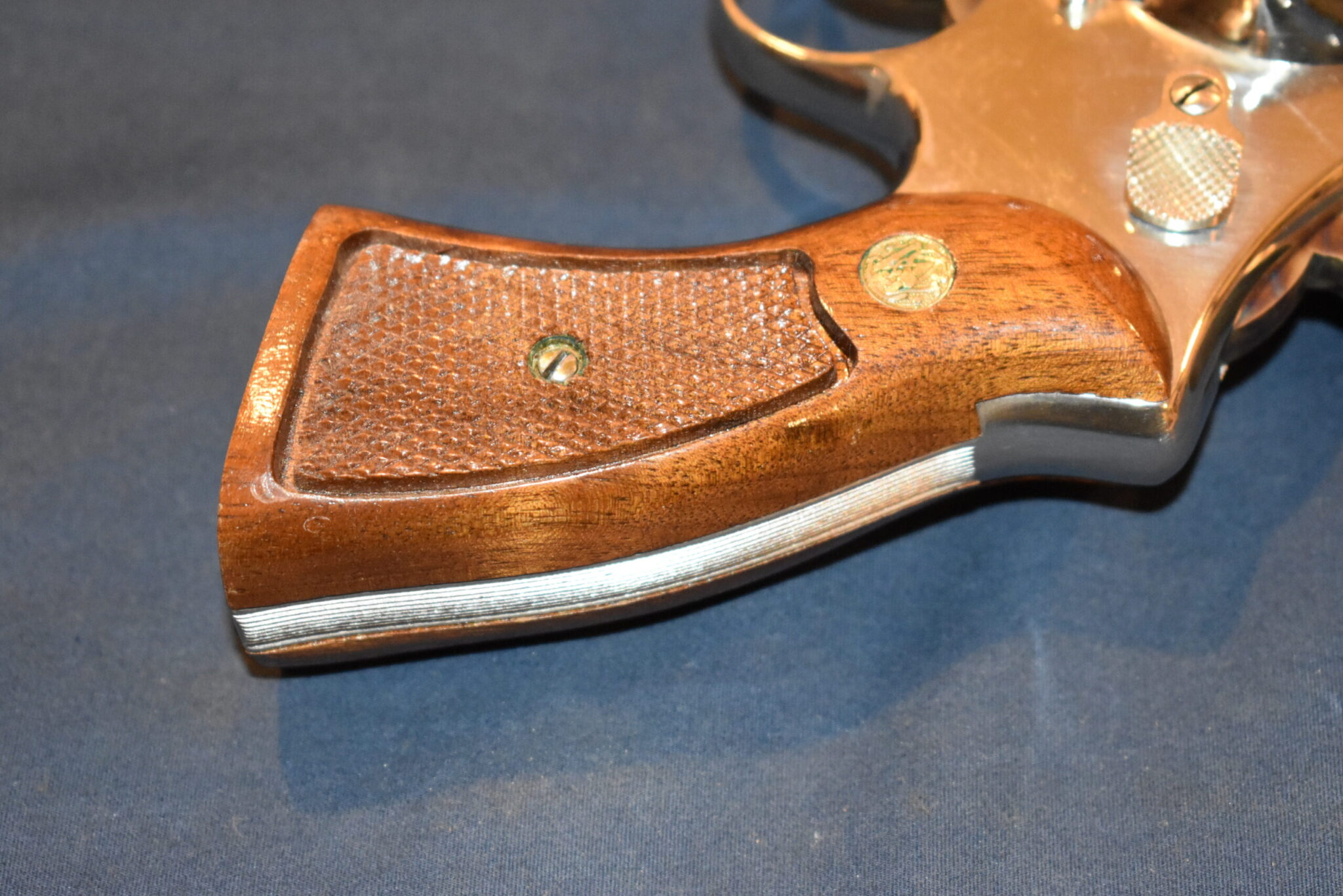 SMITH & WESSON N FRAME MAGNA GRIPS SWNM6 - Image 5