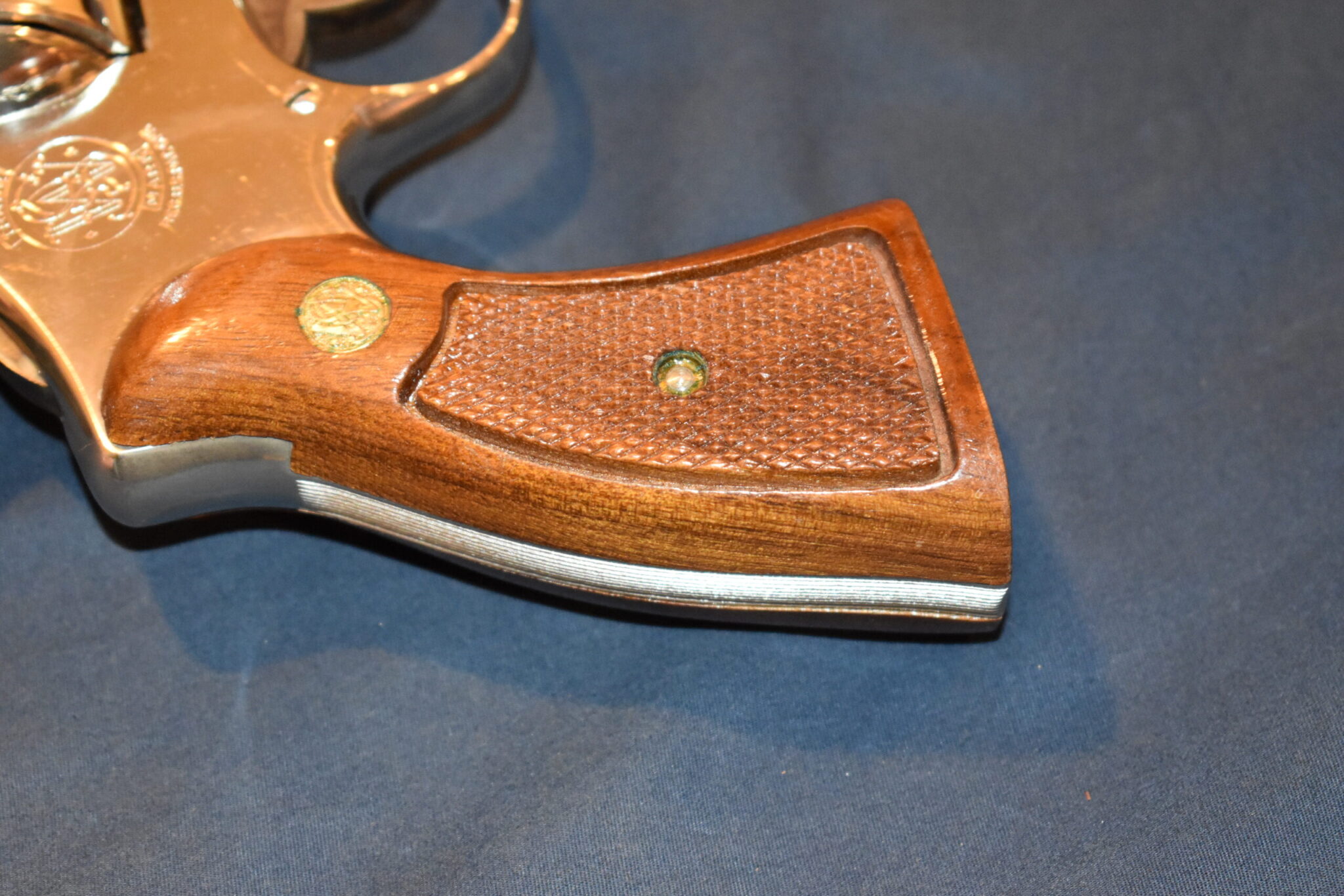 SMITH & WESSON N FRAME MAGNA GRIPS SWNM6 - Image 6