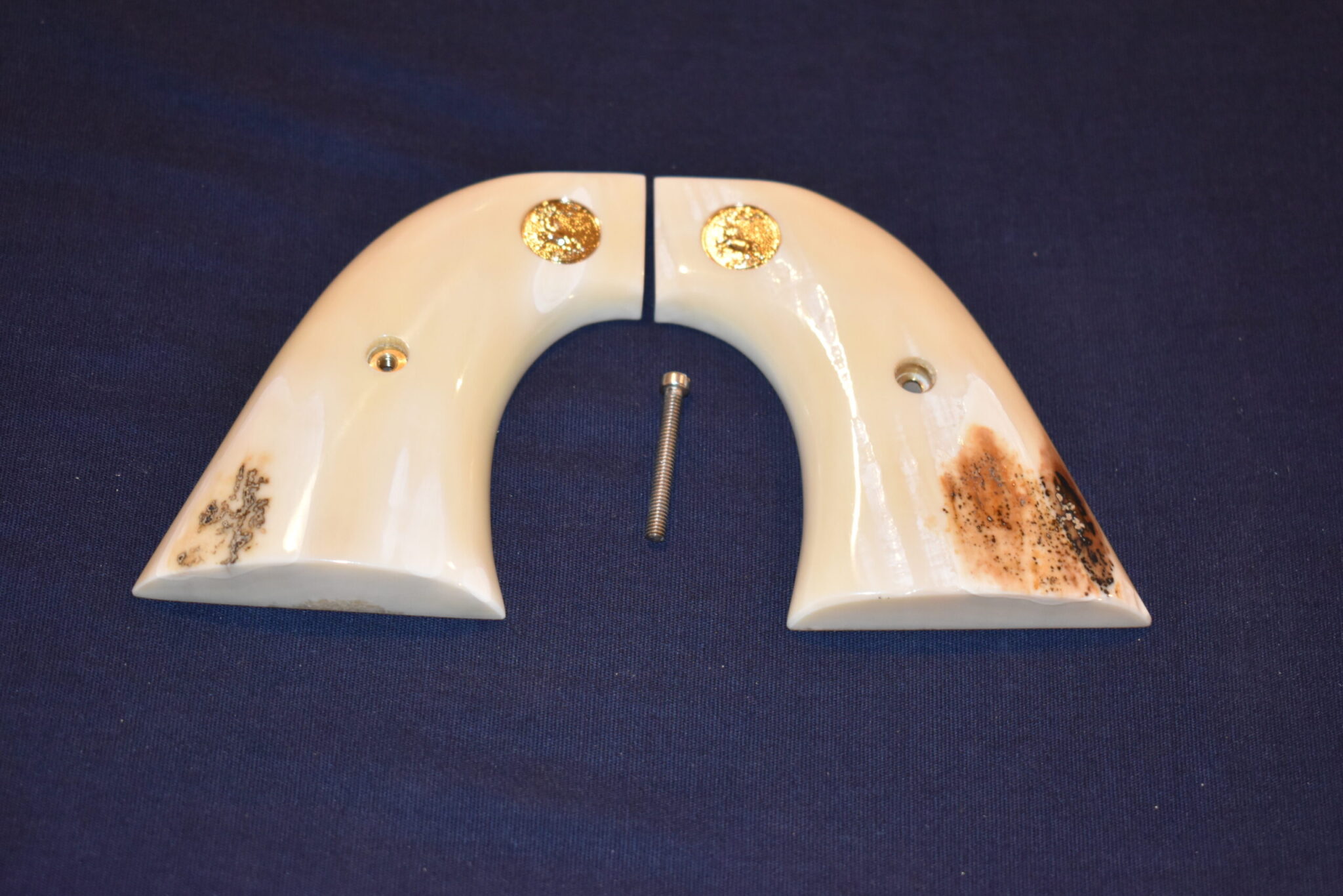 COLT SINGLE ACTION ARMY FOSSILIZED WALRUS IVORY GRIPS SAAFWI5 - Image 2