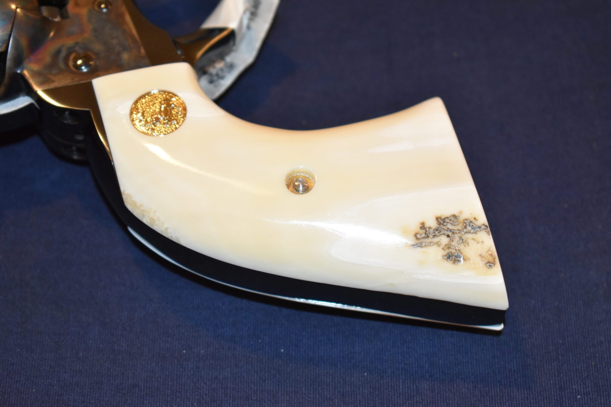 COLT SINGLE ACTION ARMY FOSSILIZED WALRUS IVORY GRIPS SAAFWI5 - Image 6