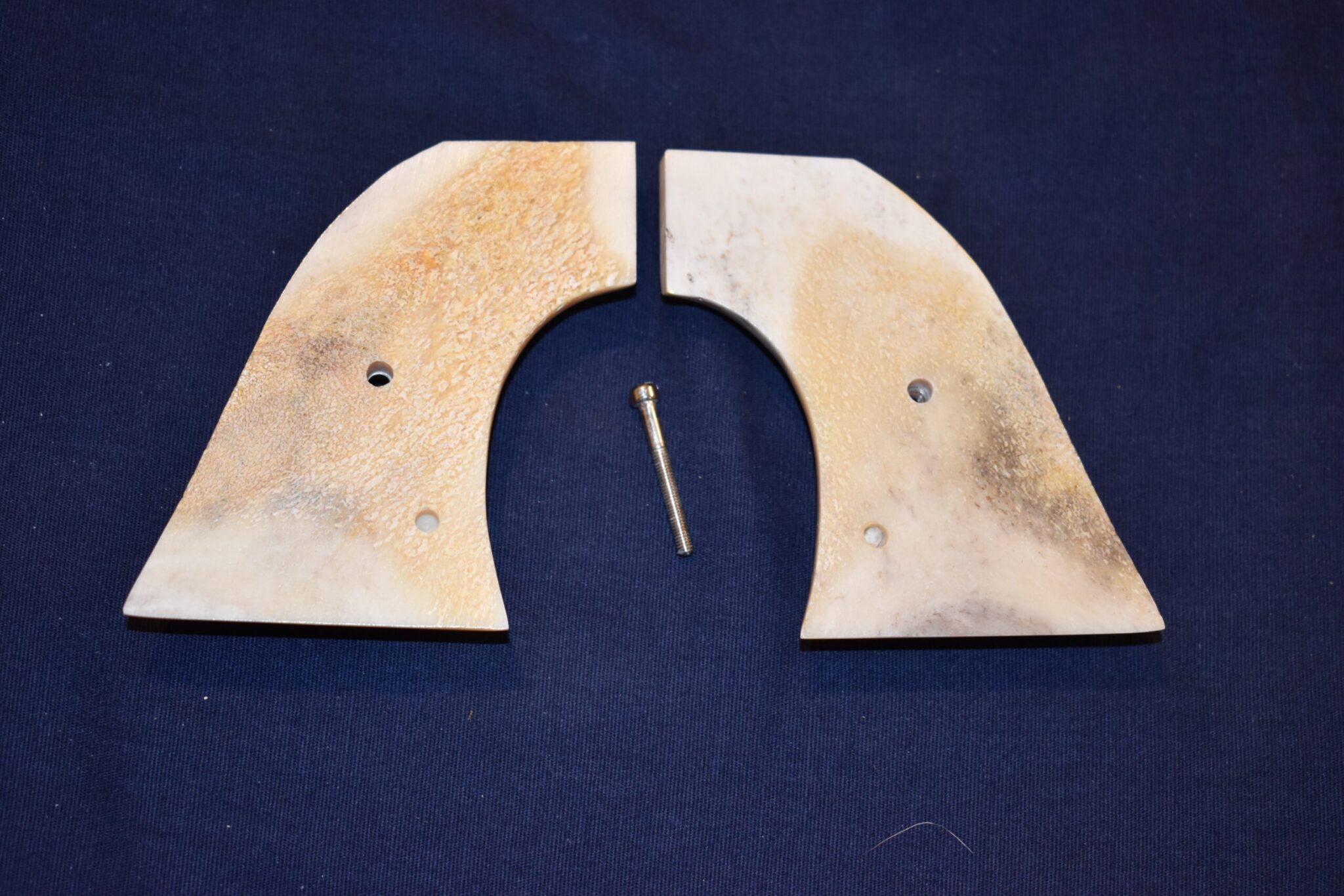 COLT SINGLE ACTION ARMY (S.A.A.) SAMBAR STAG GRIPS SAAS33 - Image 12