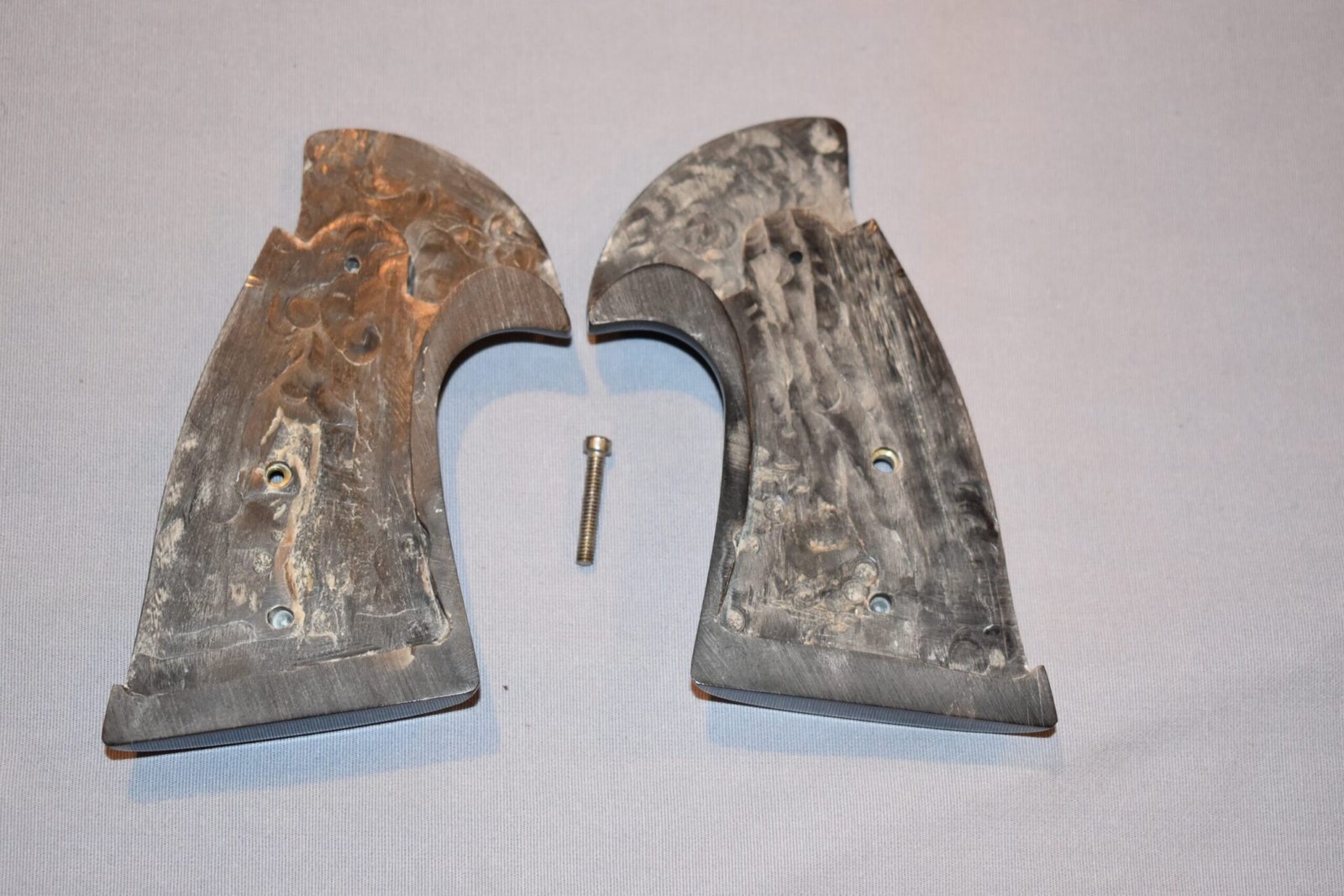 SMITH & WESSON BUFFALO HORN N FRAME TARGET GRIPS NTBH1 - Image 3