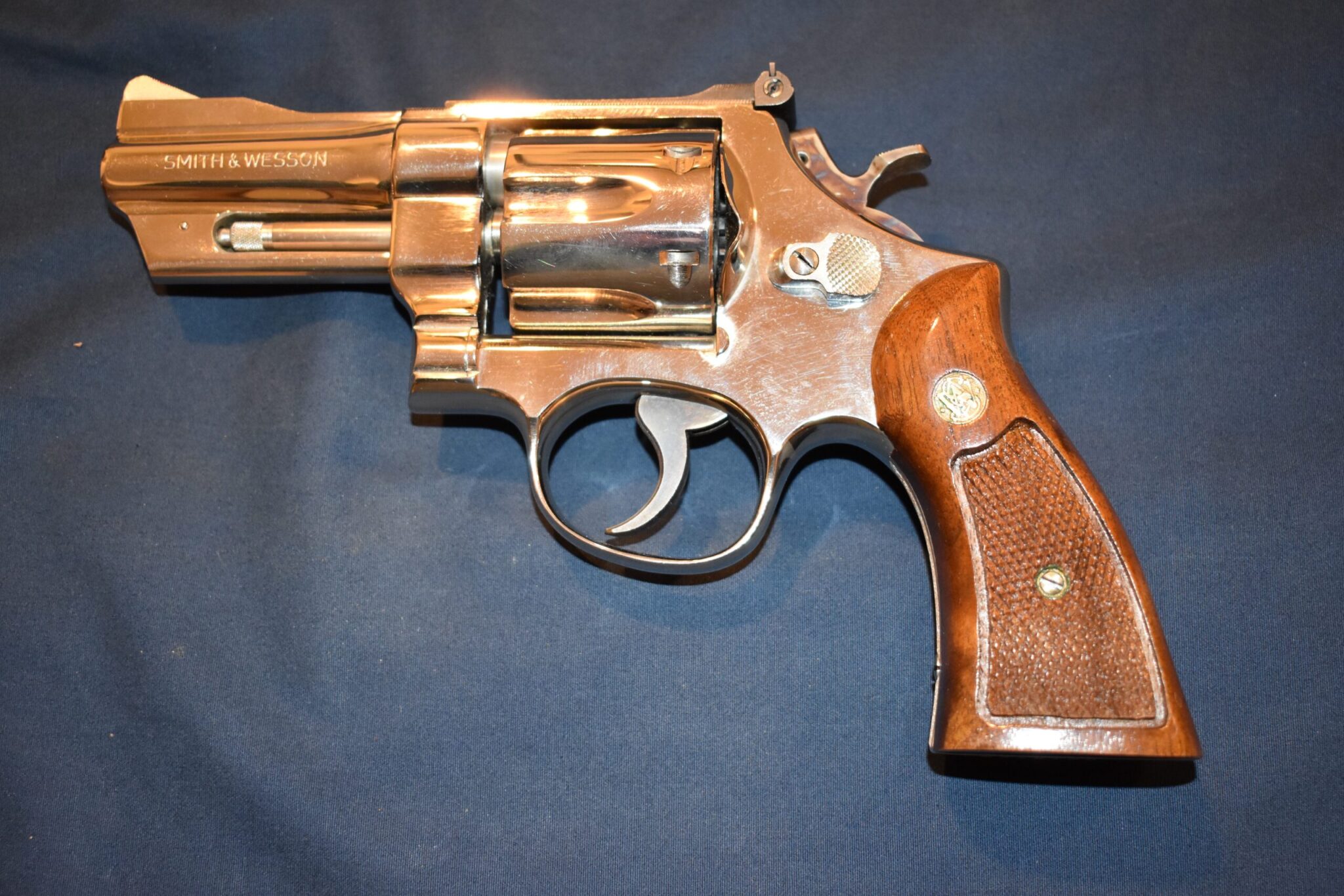 SMITH & WESSON N FRAME MAGNA GRIPS SWNM6 - Image 4