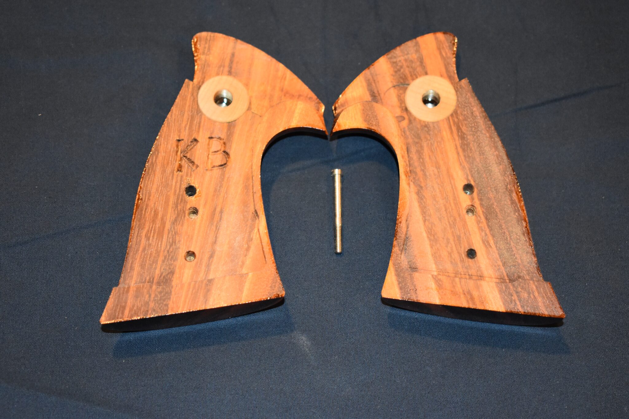 KEITH BROWN CUSTOM SMITH & WESSON N FRAME PRESENTATION TARGET GRIPS KBNPT14 - Image 3