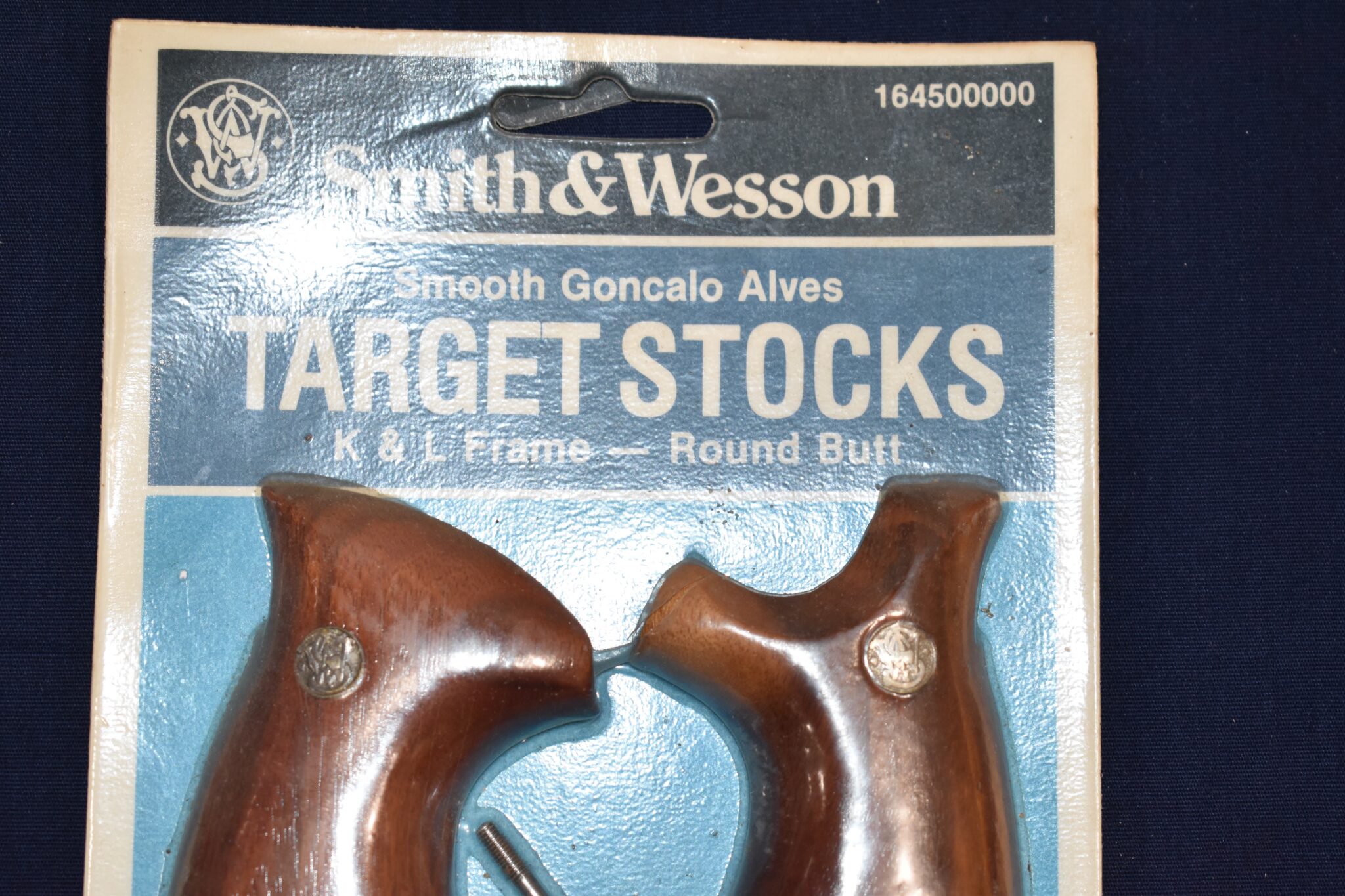SMITH & WESSON FACTORY K FRAME ROUND BUTT PRESENTATION TARGET GRIPS NEW IN THE PACKAGE KRBTP3 - Image 3