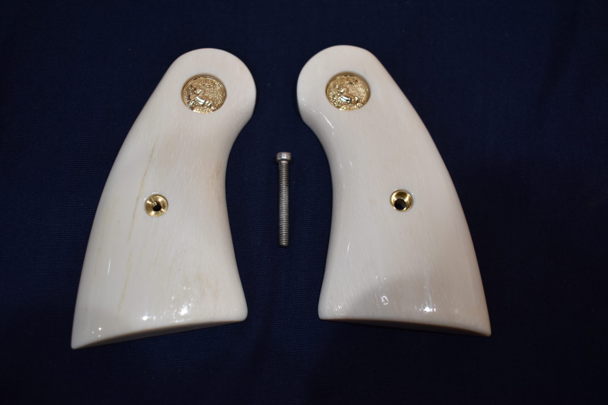 COLT PYTHON PREMIUM GRADE GIRAFFE BONE GRIPS CPGB14