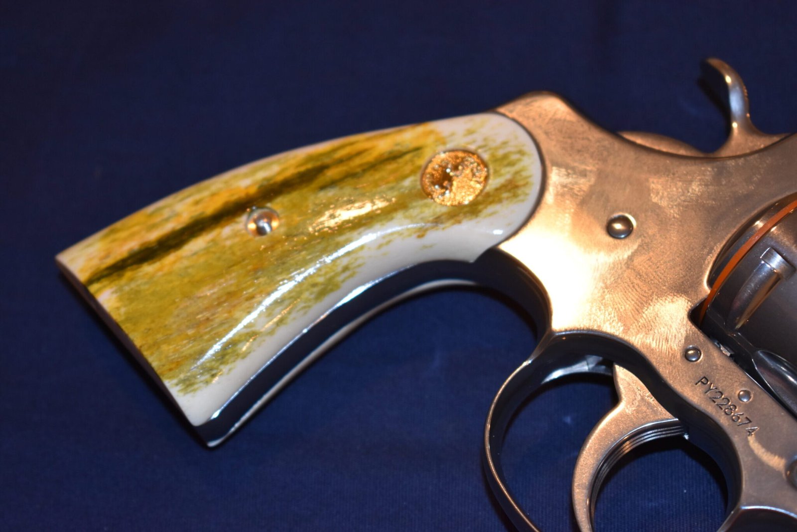 COLT PYTHON PREMIUM GRADE GIRAFFE BONE GRIPS CPGB11 - Image 11