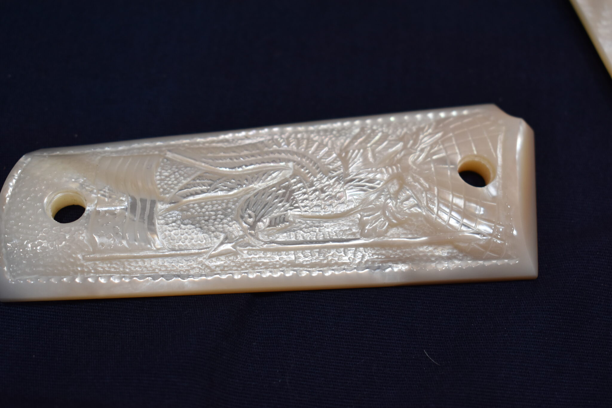 COLT 1911 MOTHER OF PEARL GRIPS 1911MOP12 - Image 4