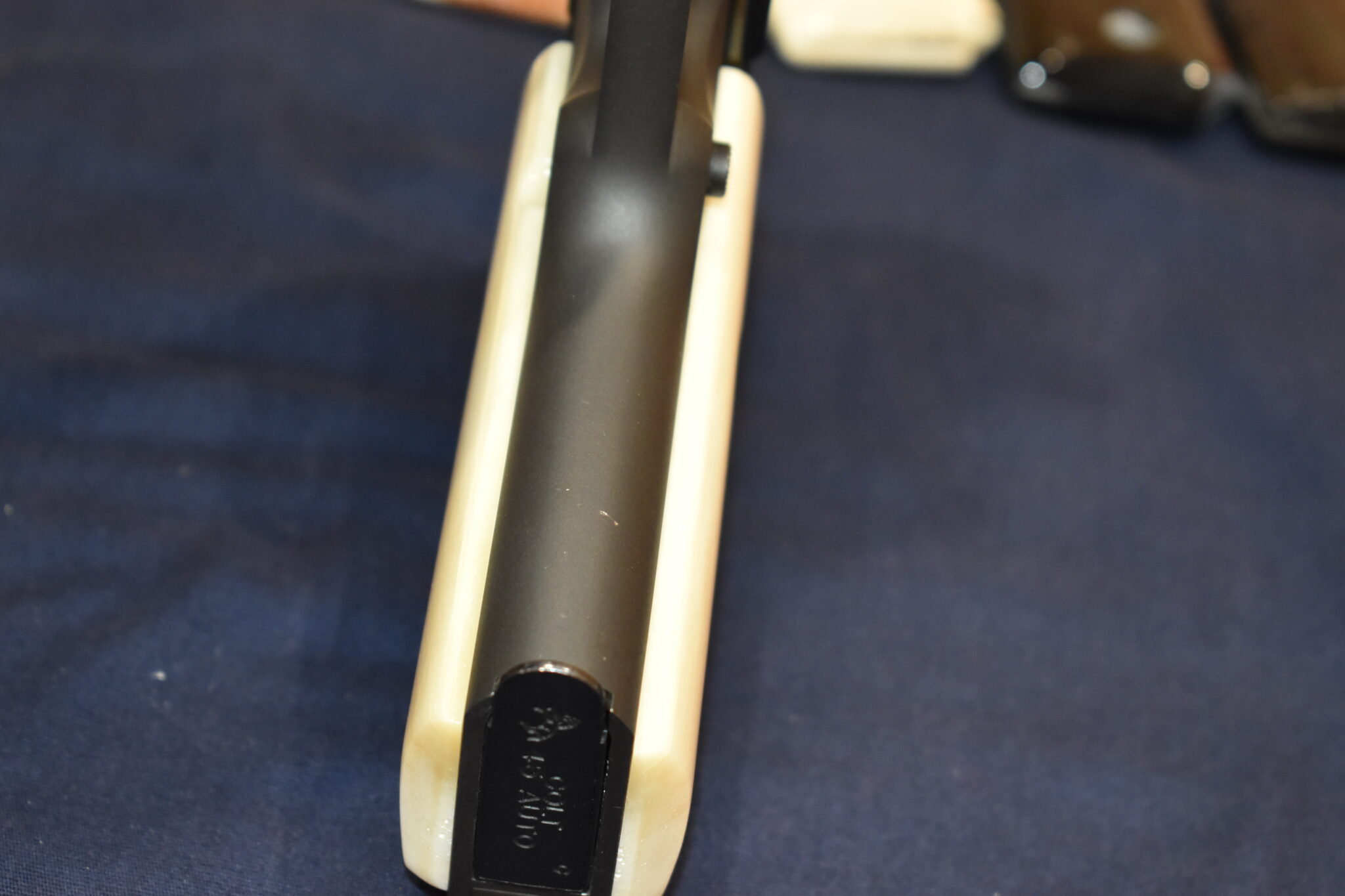 COLT 1911 PREMIUM GRADE GIRAFFE BONE GRIPS 1911GB22 - Image 8