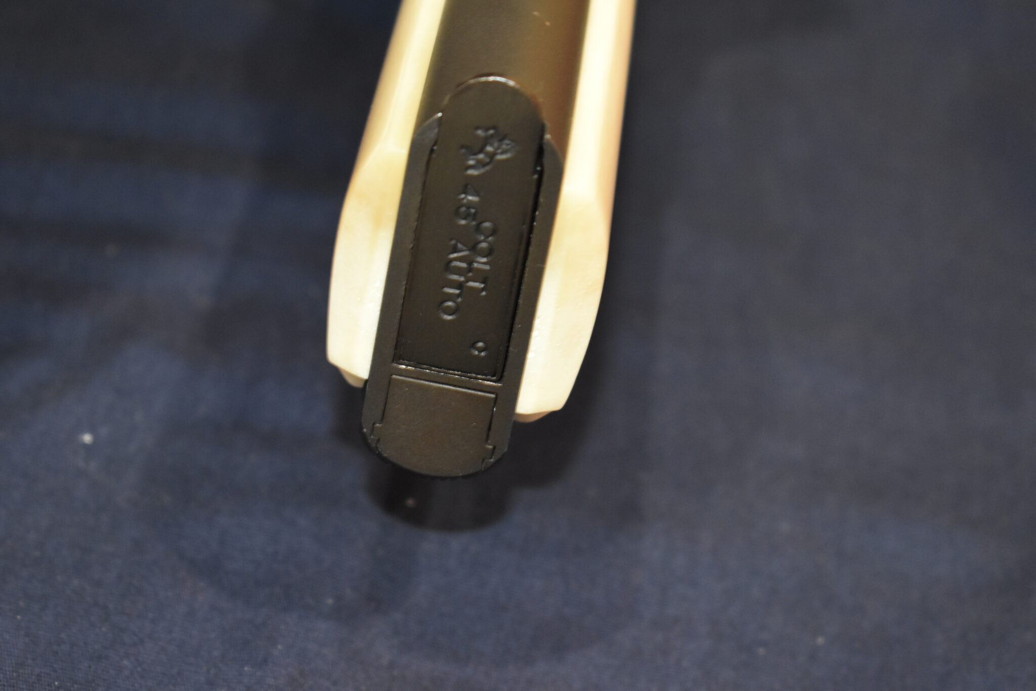 COLT 1911 PREMIUM GRADE GIRAFFE BONE GRIPS 1911GB22 - Image 9