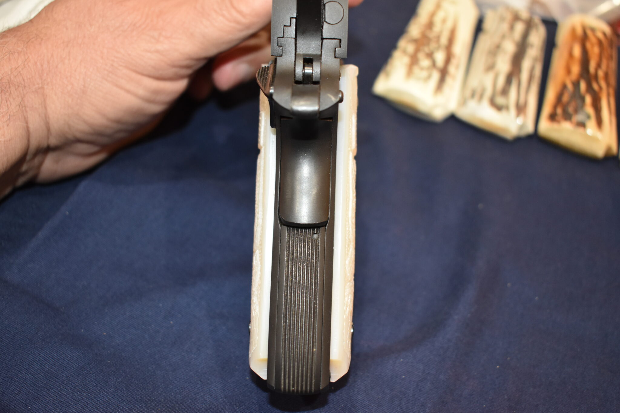 COLT 1911 MOTHER OF PEARL GRIPS 1911MOP12 - Image 12