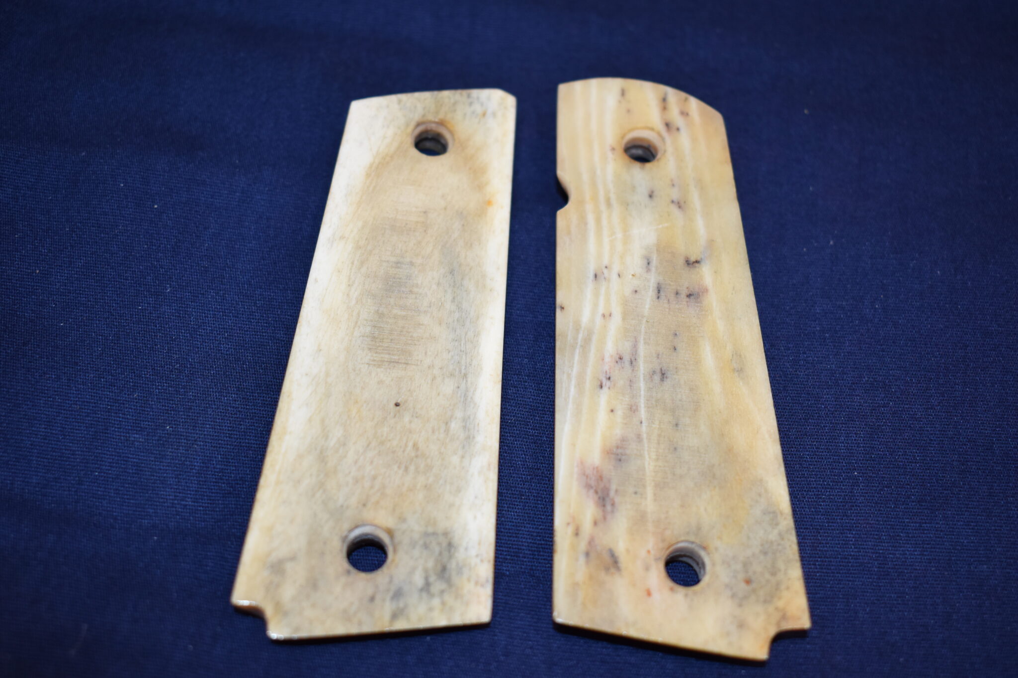 COLT 1911 VINTAGE SAMBAR STAG GRIPS 1911SS42 - Image 3