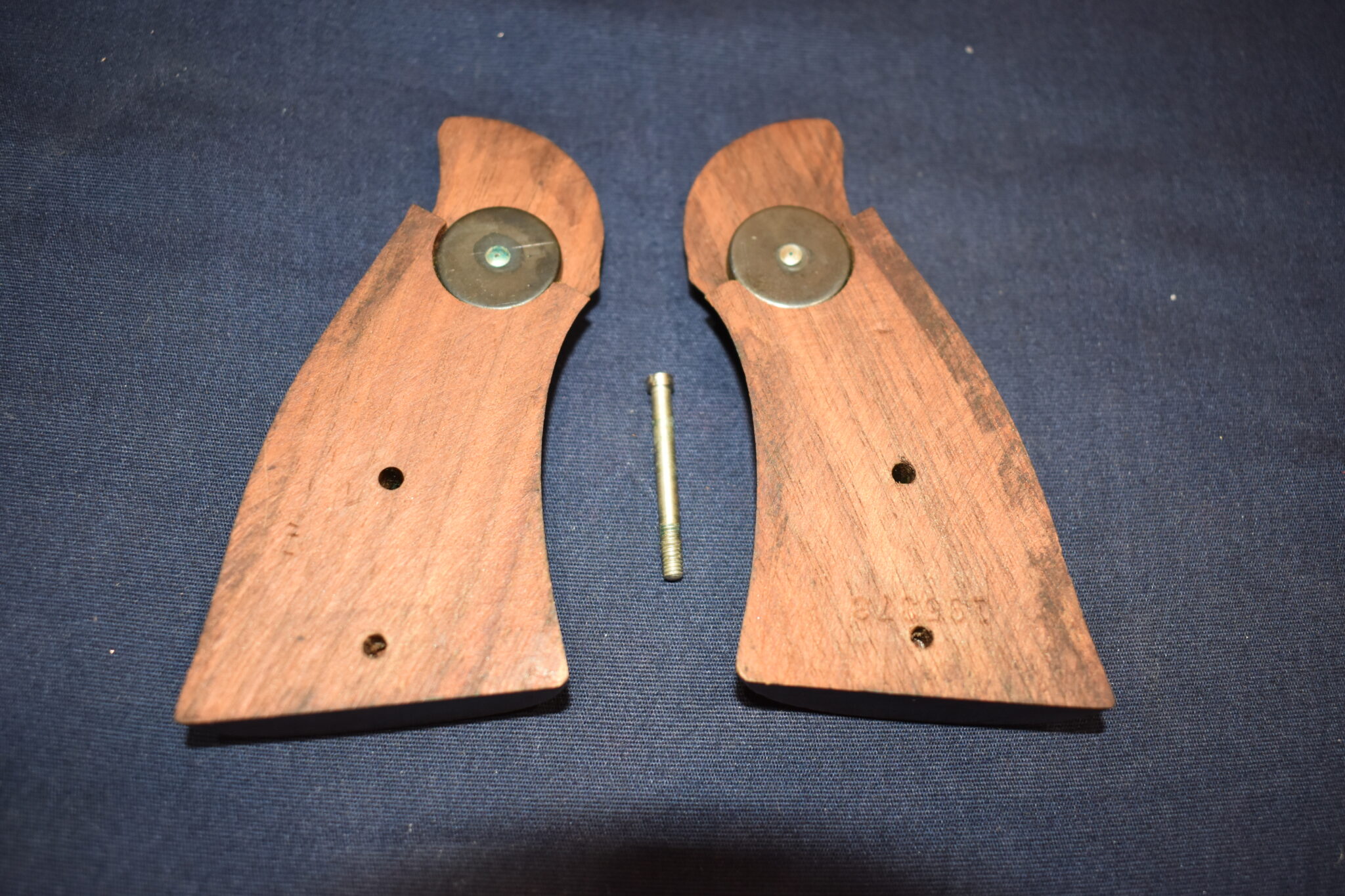 SMITH & WESSON N FRAME DIAMOND MAGNA GRIPS NDM11 - Image 3