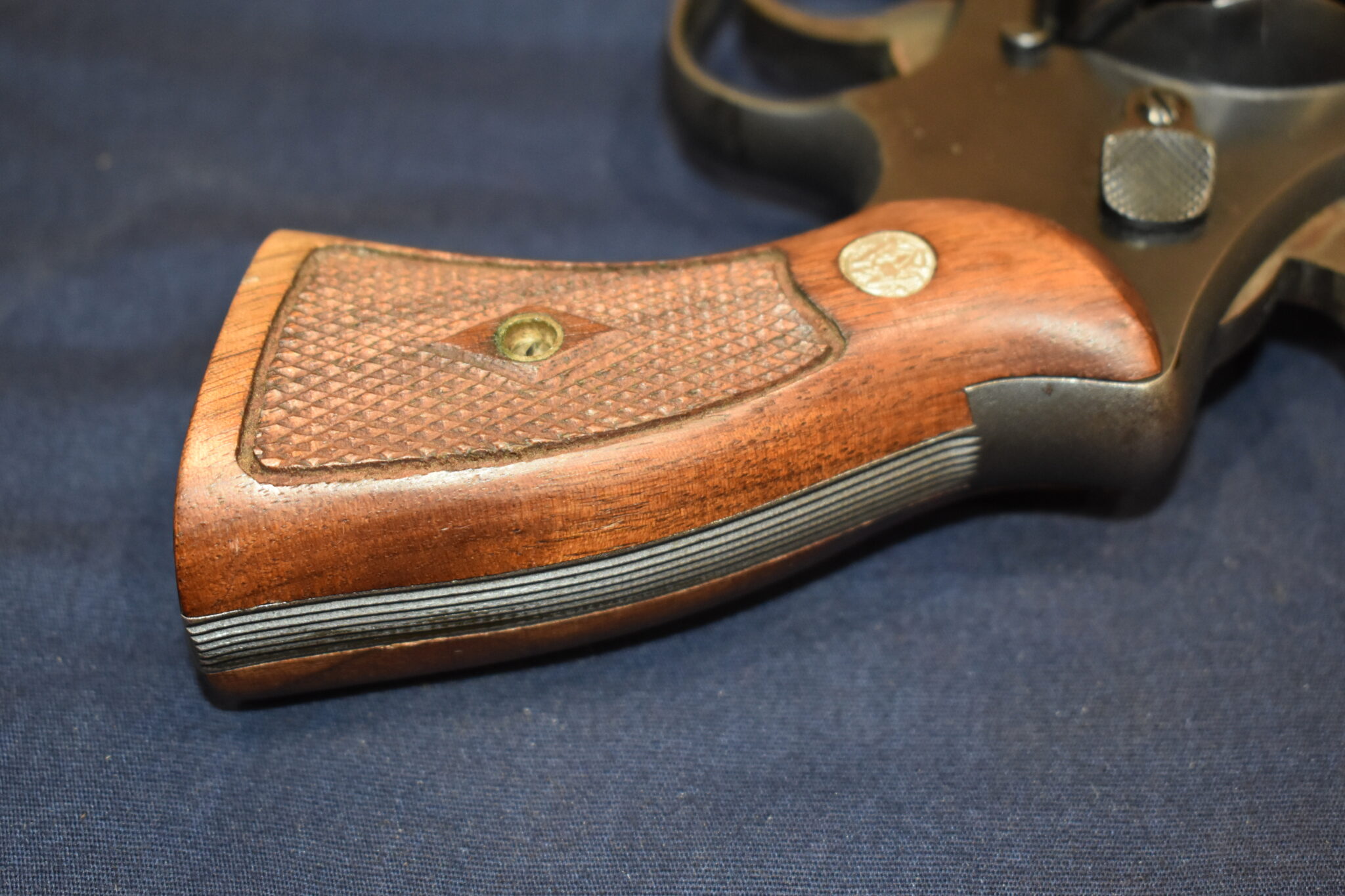 SMITH & WESSON N FRAME DIAMOND MAGNA GRIPS NDM11 - Image 5