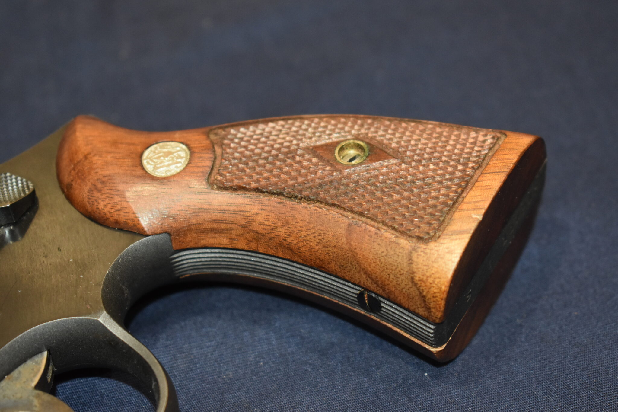 SMITH & WESSON N FRAME DIAMOND MAGNA GRIPS NDM11 - Image 12